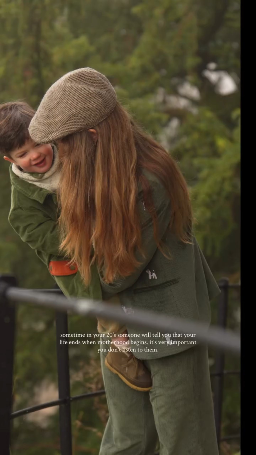 It only just began…
-
-
-
-
Mama look: @vilagallo_official