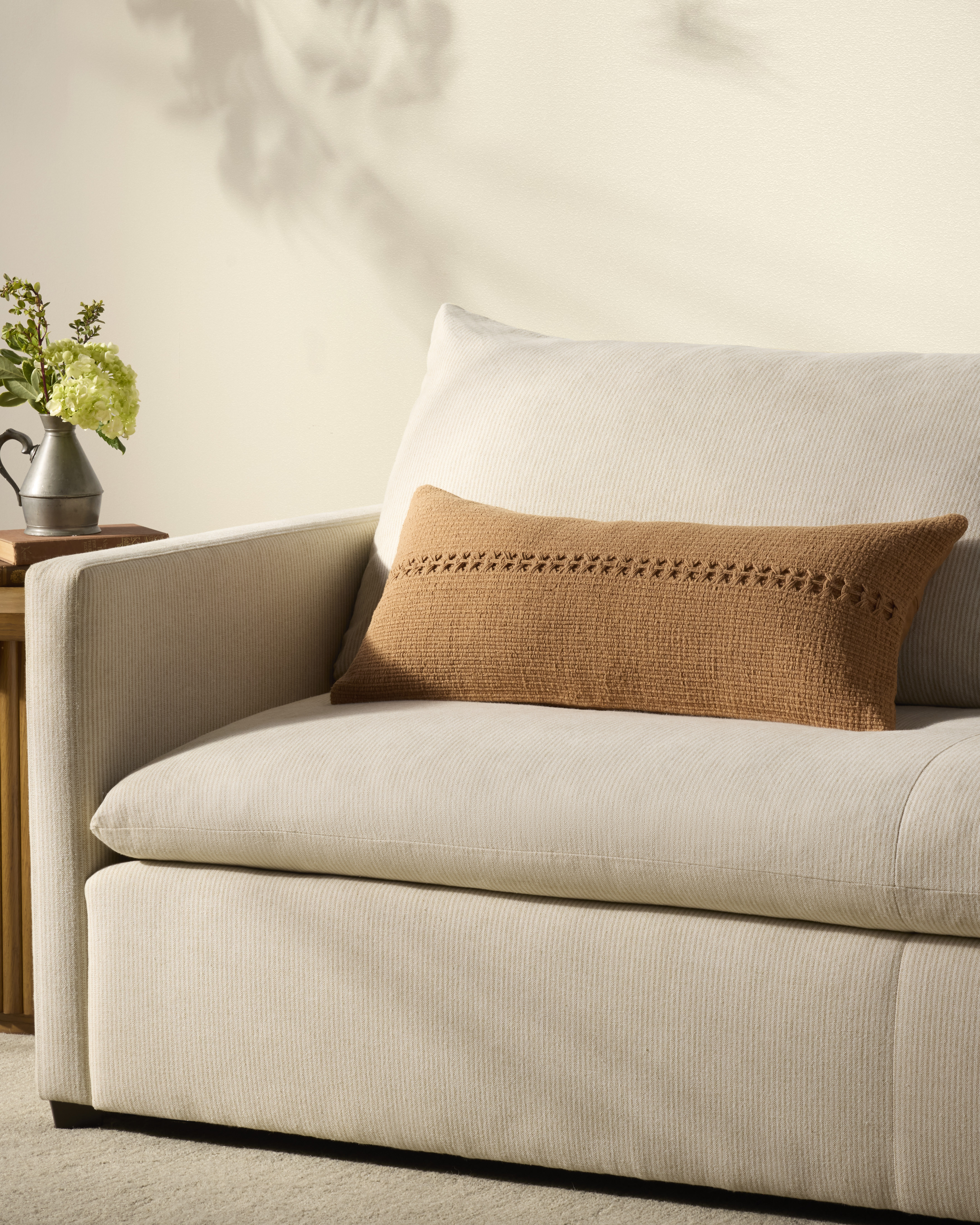 Harvey Pillow - PCJ-0018 | Rugs Direct