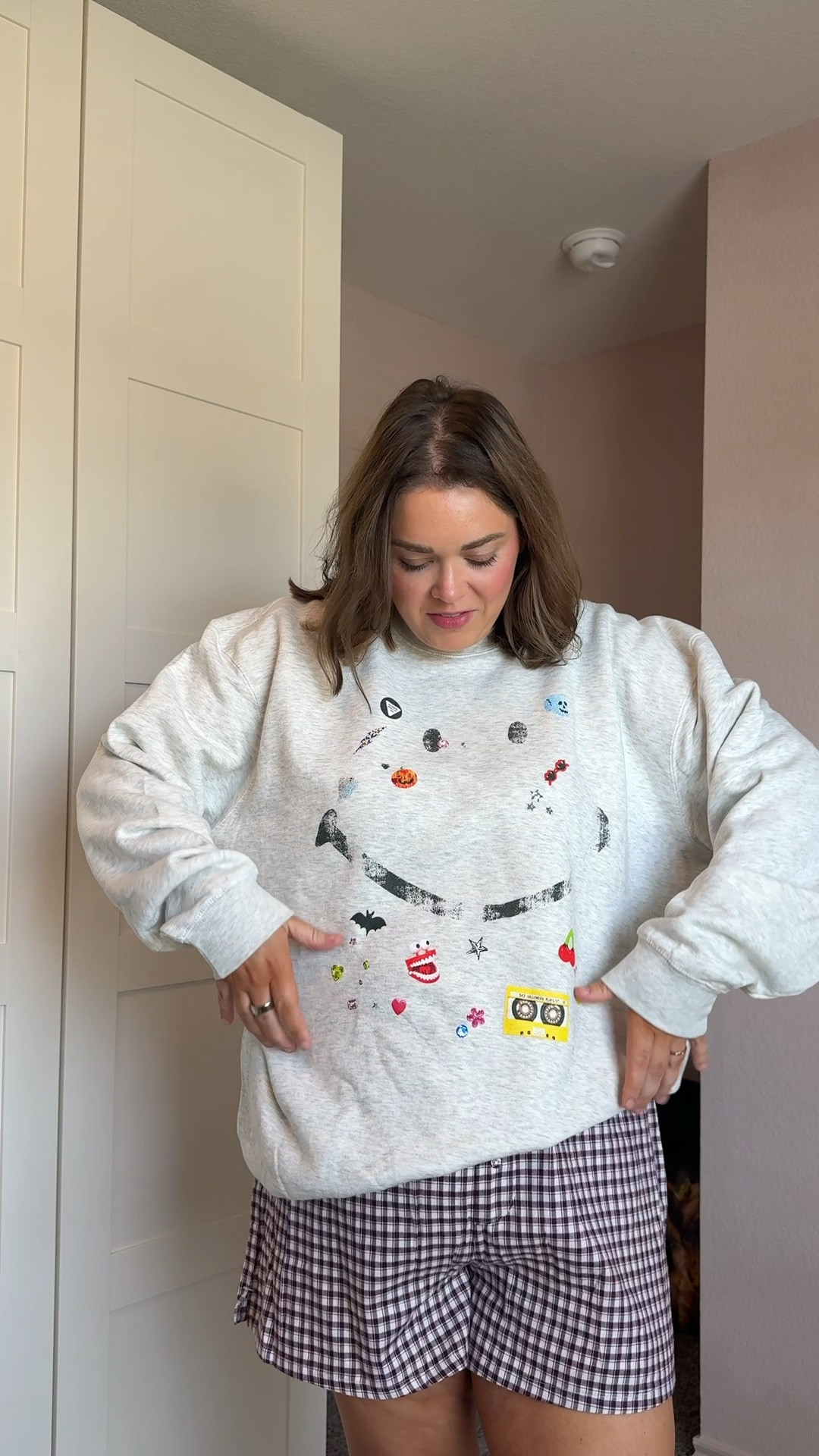 Shop Christyn Jones Halloween sweatshirt wearing a 2X in sweatshirt and XL in boxer shorts ￼

#LTKMidsize #LTKootd