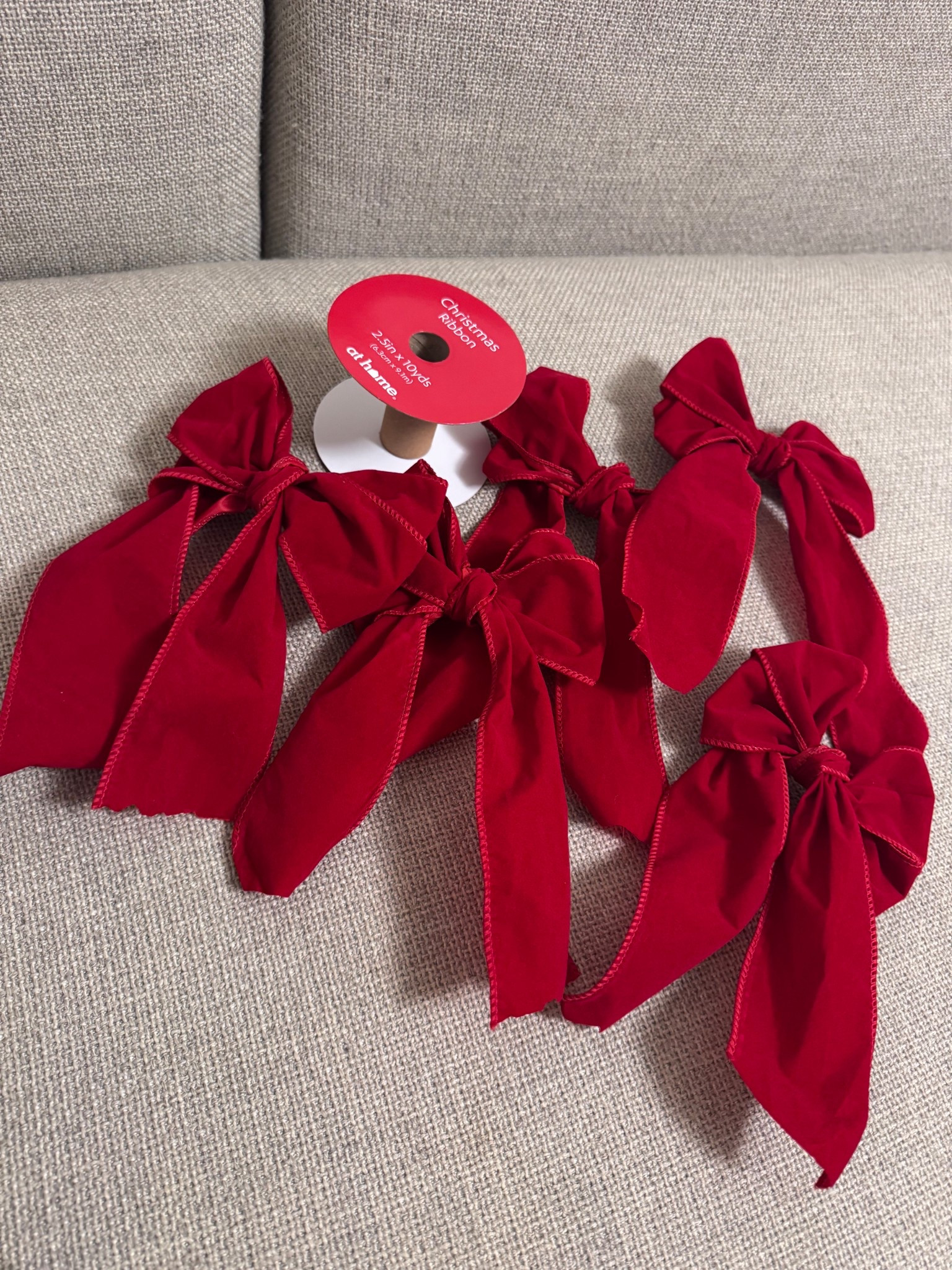 Handmade red bows for my Christmas tree ❤️🎀 Linking similar ribbon used #christmasdecor #christmasbow #christmastree

christmas decor
christmas decoration
christmas bows
red bows
velvet red bows
holiday decor
holiday inspo

#LTKSeasonal #LTKHome #LTKHoliday