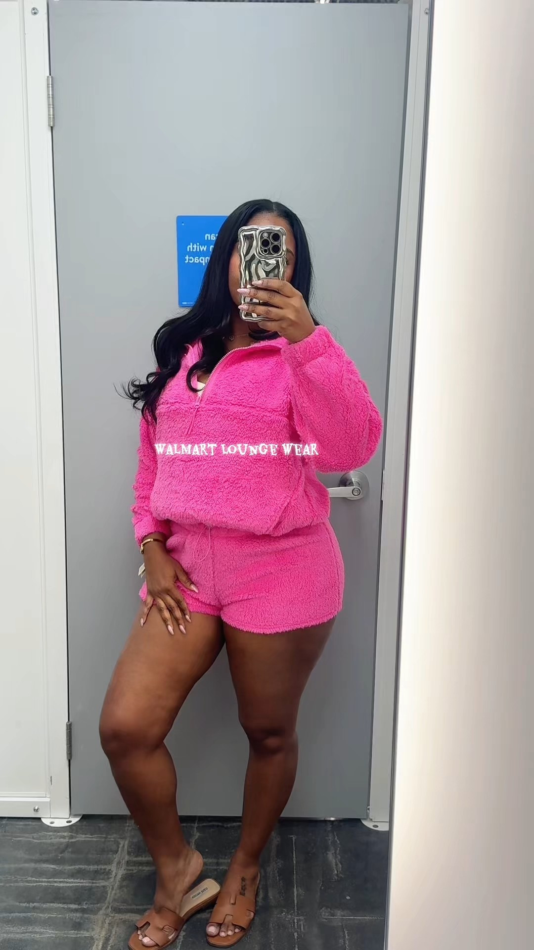 Walmart Lounge wear.

Will post details on my LTK or type SET to receive outfit details.

Ladies this set comes in 5 colors and styles. 

No Boundaries Plush Pullover, Women's with matching shorts
#walmart #walmartfinds #loungewear #walmartfind 


#LTKActive #LTKGiftGuide #LTKSaleAlert