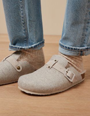 AE Felt Clog | American Eagle Outfitters (US & CA)