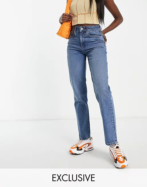 COLLUSION x000 Unisex 90s straight leg jeans in mid wash blue | ASOS (Global)