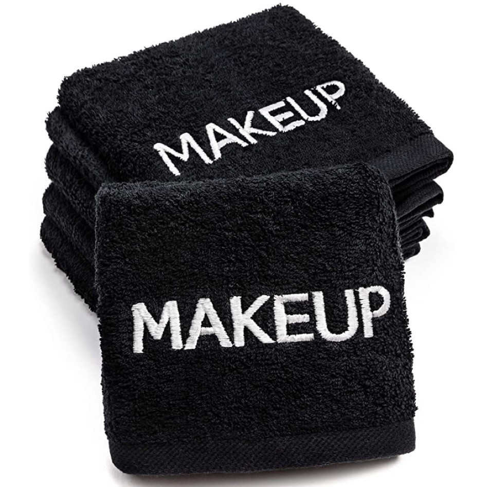 Love these makeup clothes 

#LTKbeauty #LTKunder50