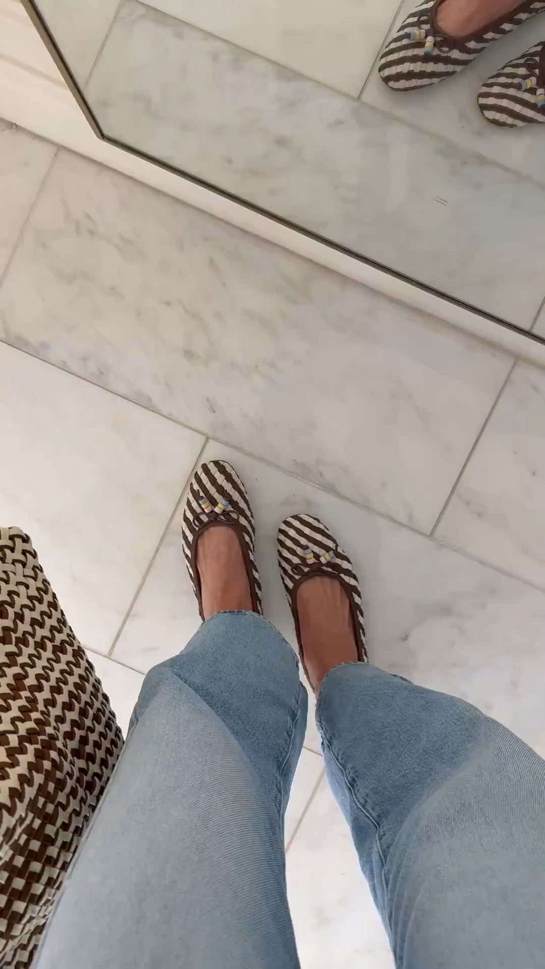 The cutest new flats for spring and they go perfectly with my new tote. 

#LTKSeasonal #LTKootd