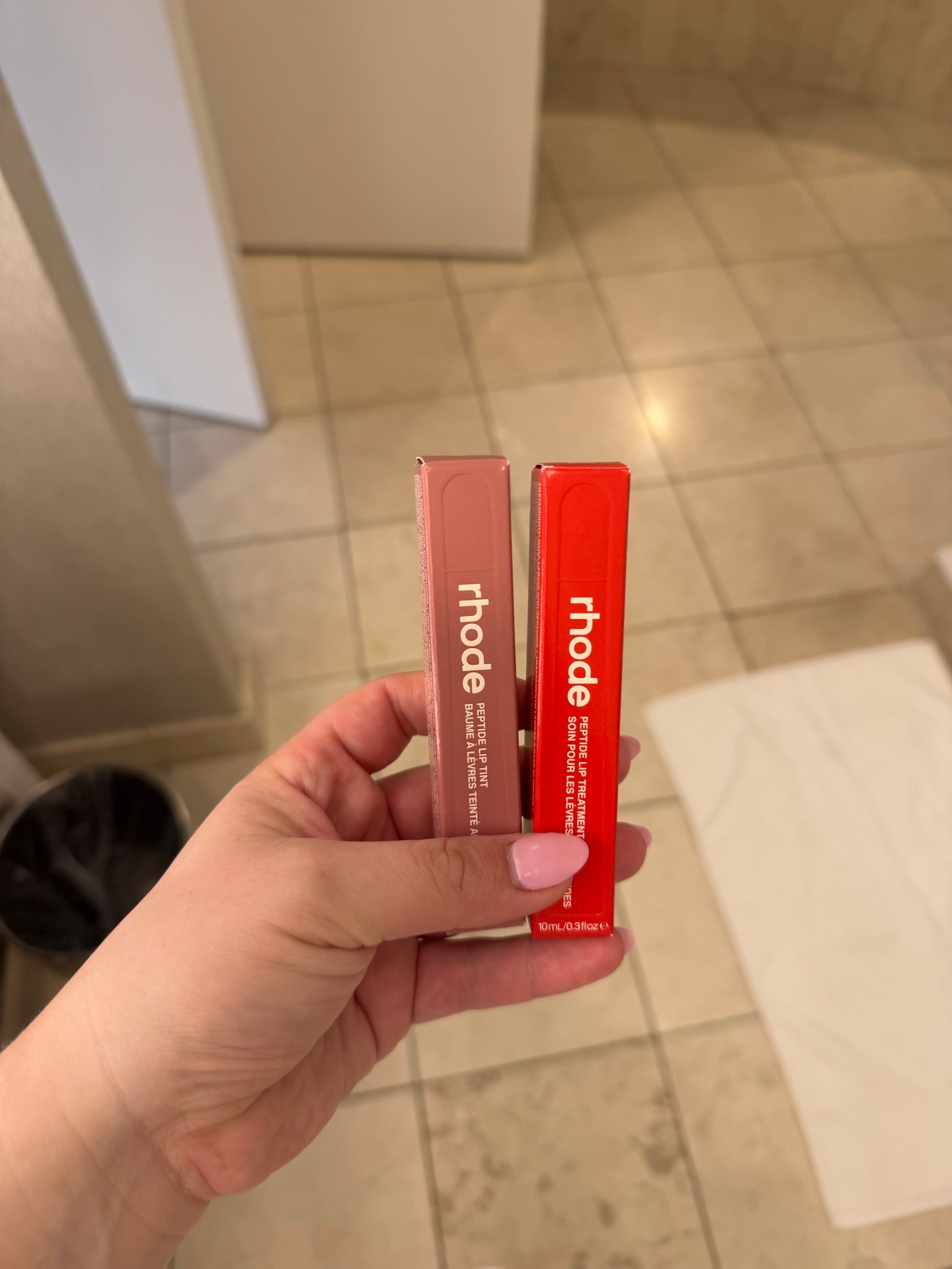 Snagged some new lippies this weekend from Rhode!


Beauty
Skin care 

#LTKselfcare