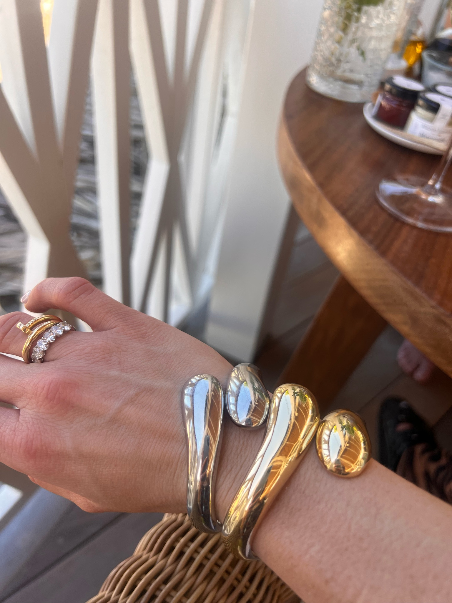 I’ve been wearing these cutie bangles all week! They are $20..!!

#LTKSwim #LTKFindsUnder50 #LTKStyleTip