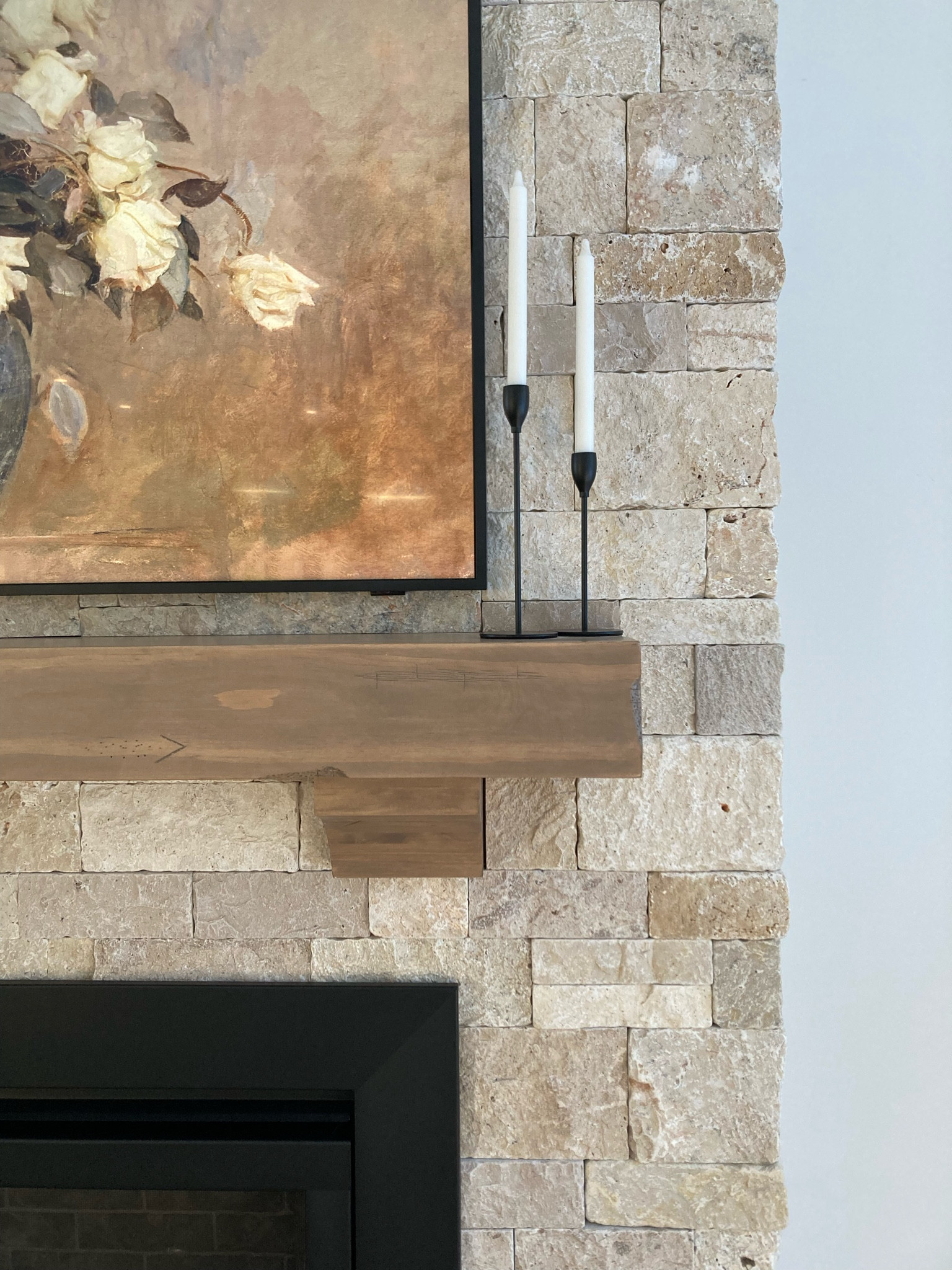 Our Fireplace 🔥🔥
.
.
.

#LTKhome