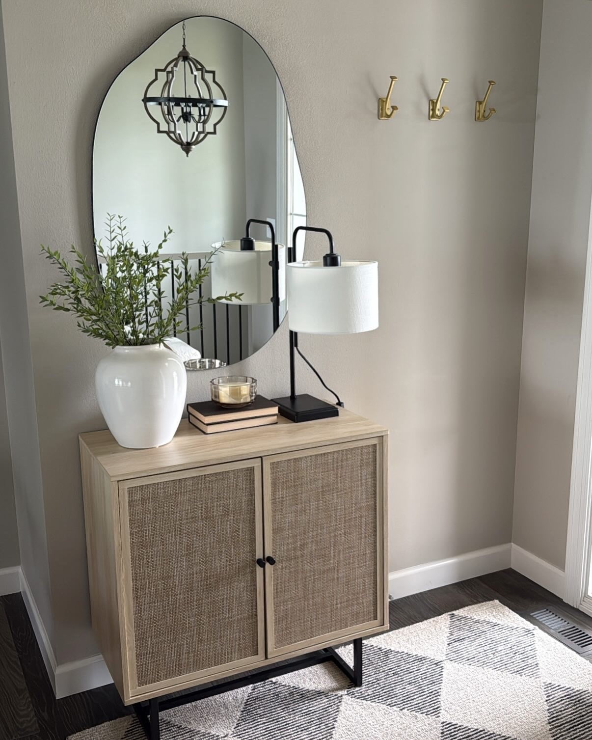 Entryway ❤️

#LTKHome