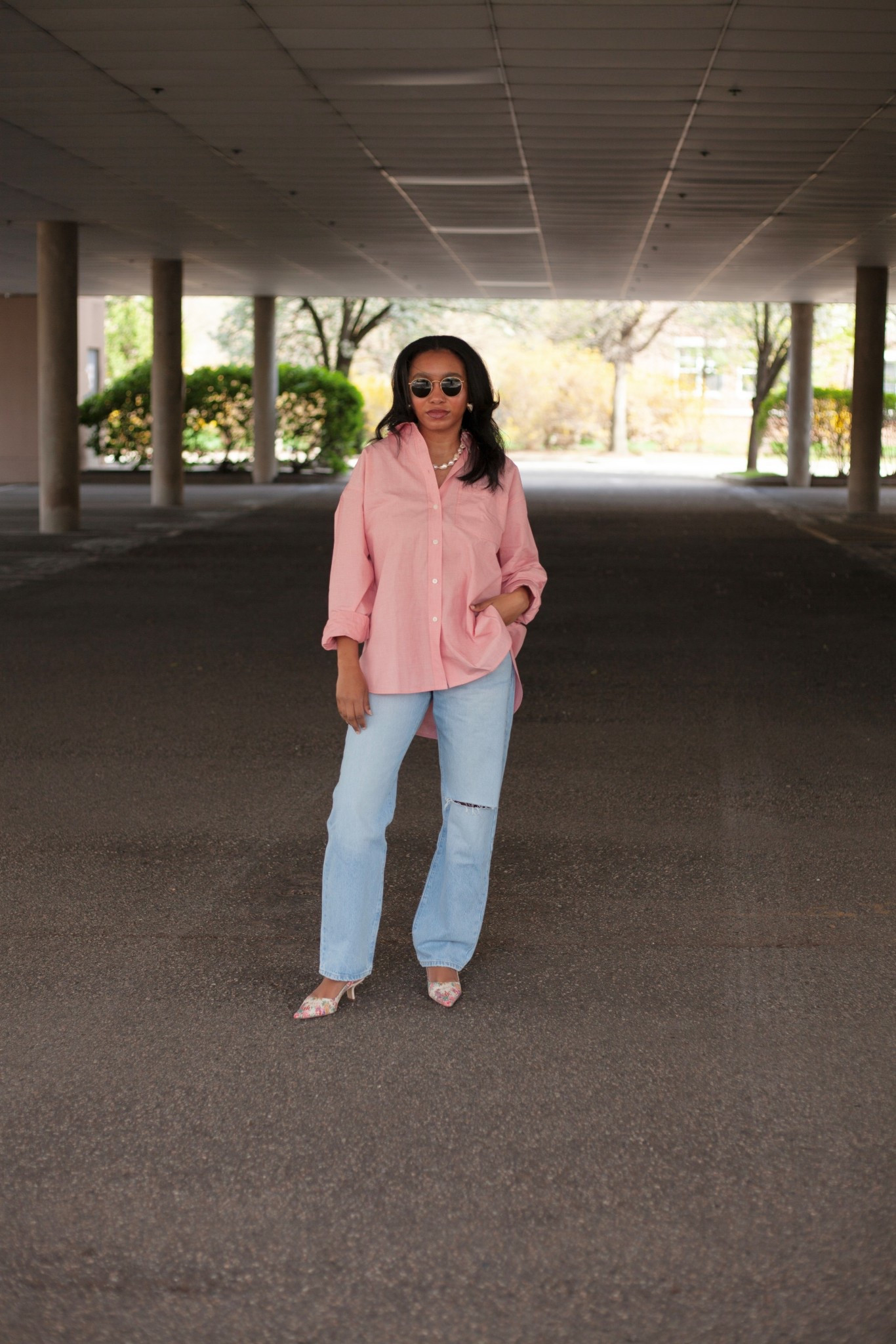 -size small in shirt
-size 27 in jeans (sized up)
-shoes are true to sizee

#LTKSeasonal #LTKFindsUnder100 #LTKStyleTip