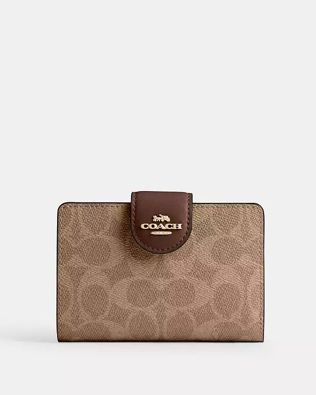 Medium Corner Zip Wallet In Signature Canvas | Coach (UK)