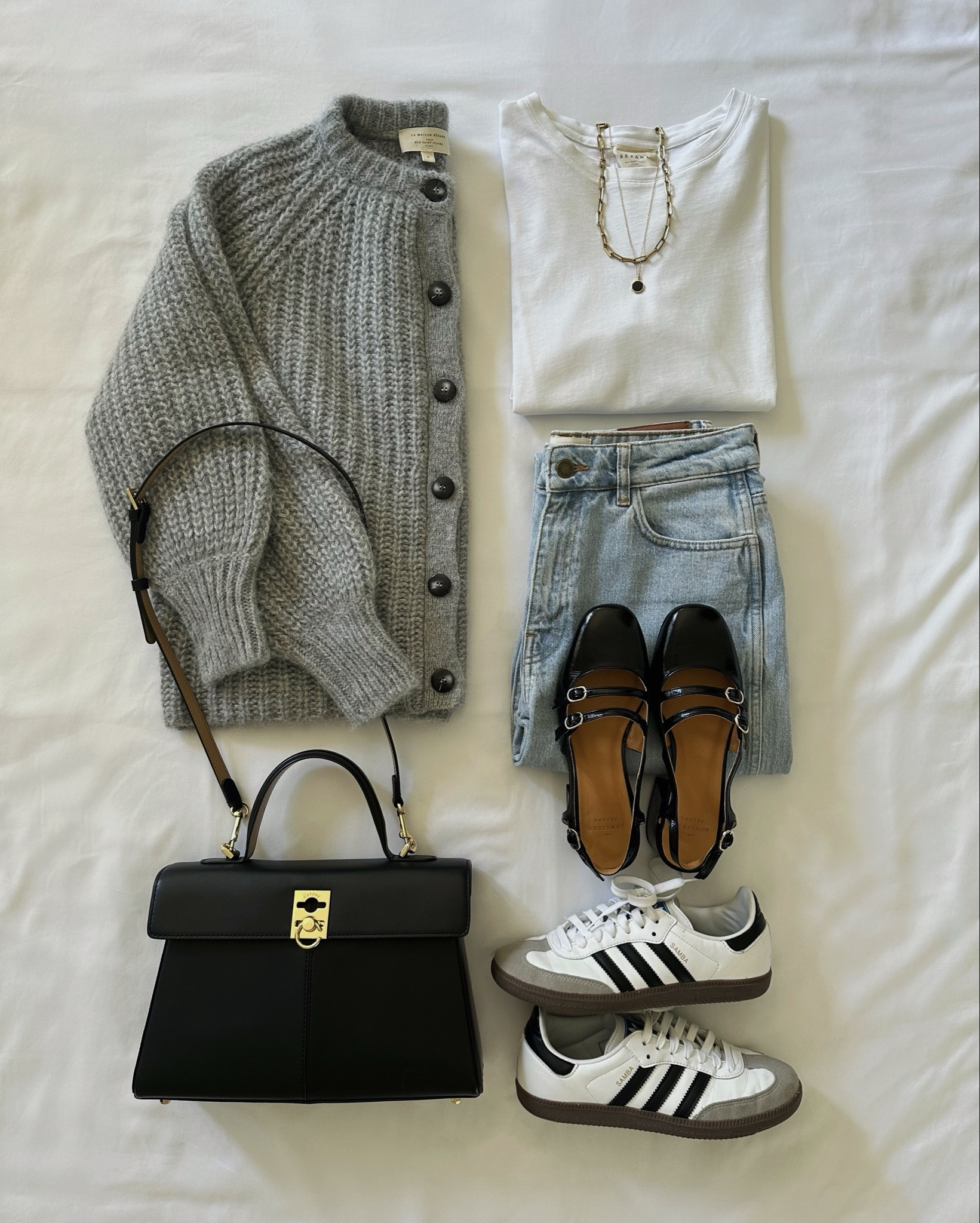 Fall sweater, cardigan, pre fall outfits, chic outfit, casual outfit



#LTKStyleTip #LTKSeasonal