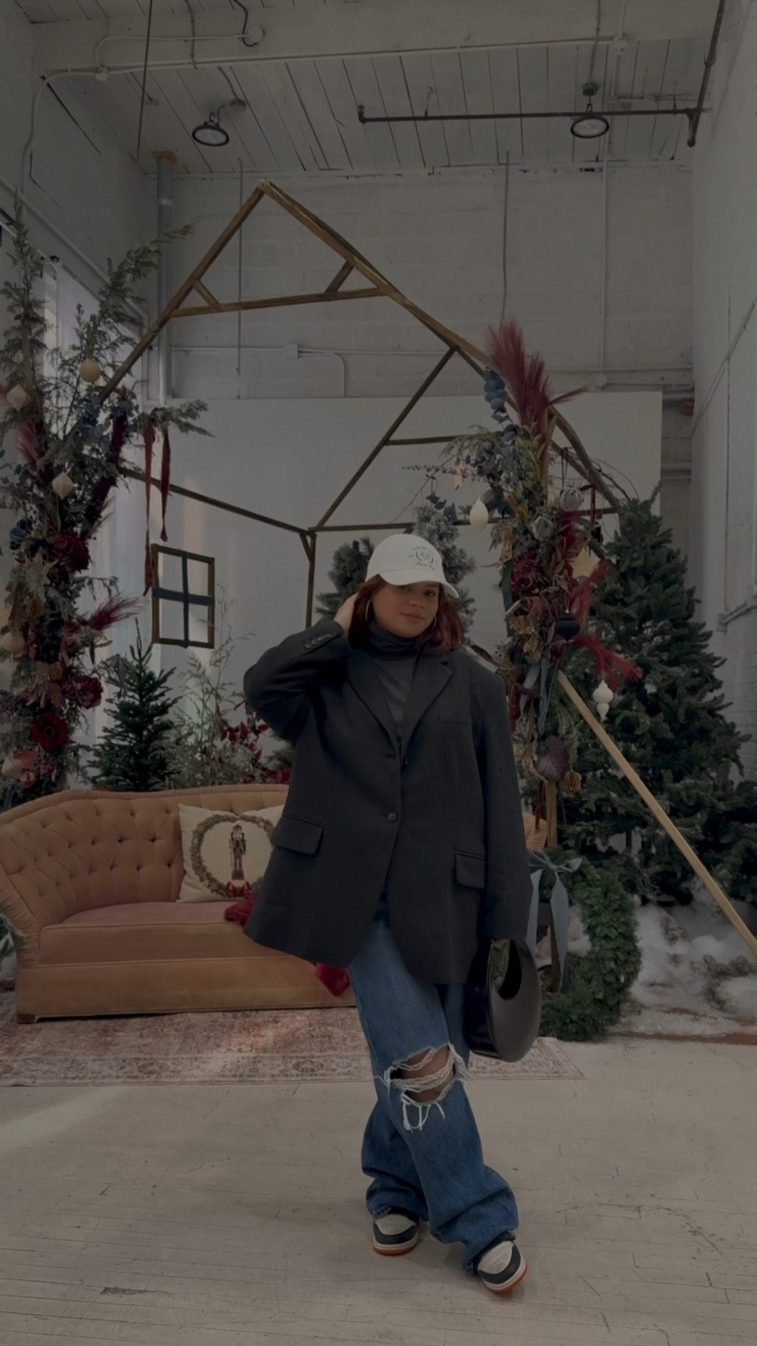 My go to oversized look 

#LTKMidsize #LTKStyleTip #LTKHoliday