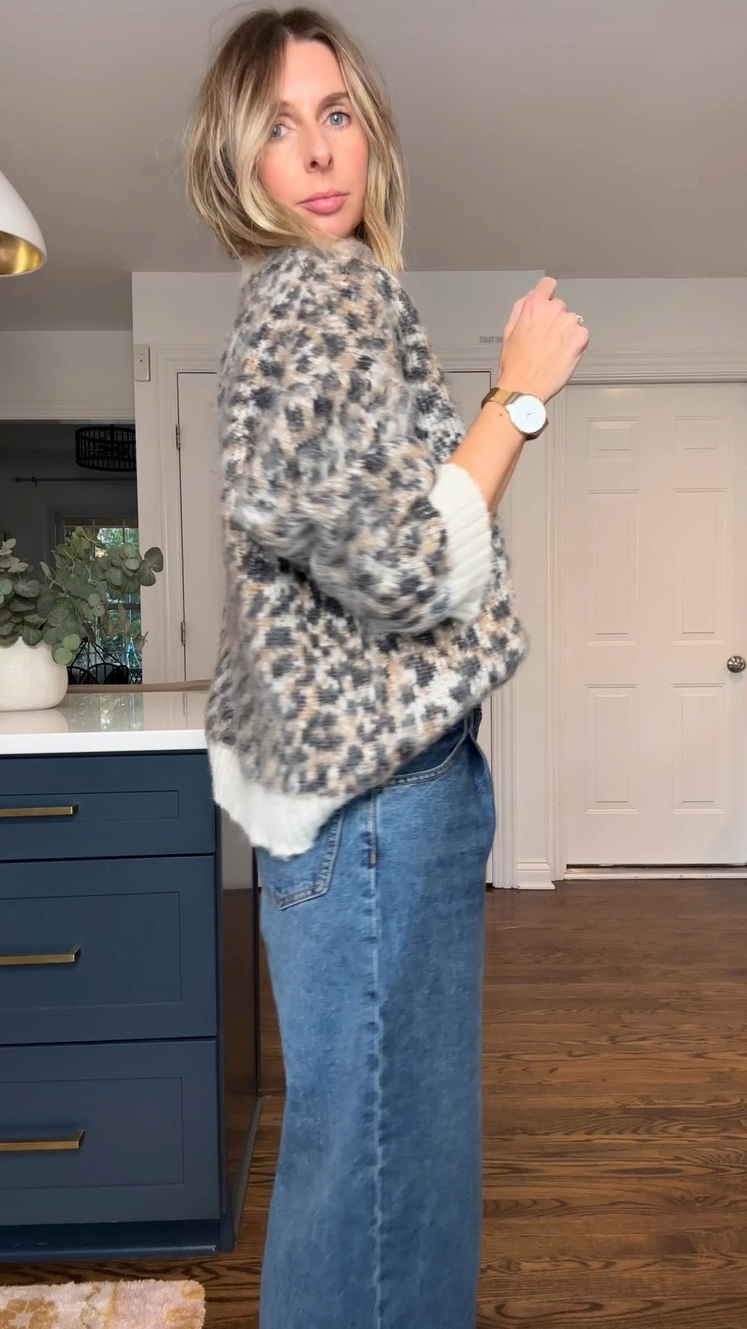 ok, this target sweater is lush!!! (and it’s on sale for $20 until saturday!!) wearing the medium. it runs perfectly oversized. 

jeans are zara and linked in my instagram bio. ✌️

#effortlessstyle #styleover40 #targetstyle #fallstyle #animalprint #everydayoutfit 

effortless style + daily outfit inspo for over 40s.
Fall sweater, easy outfit, animal print sweater, target style, new at target. 

#LTKSaleAlert #LTKOver40 #LTKFindsUnder50