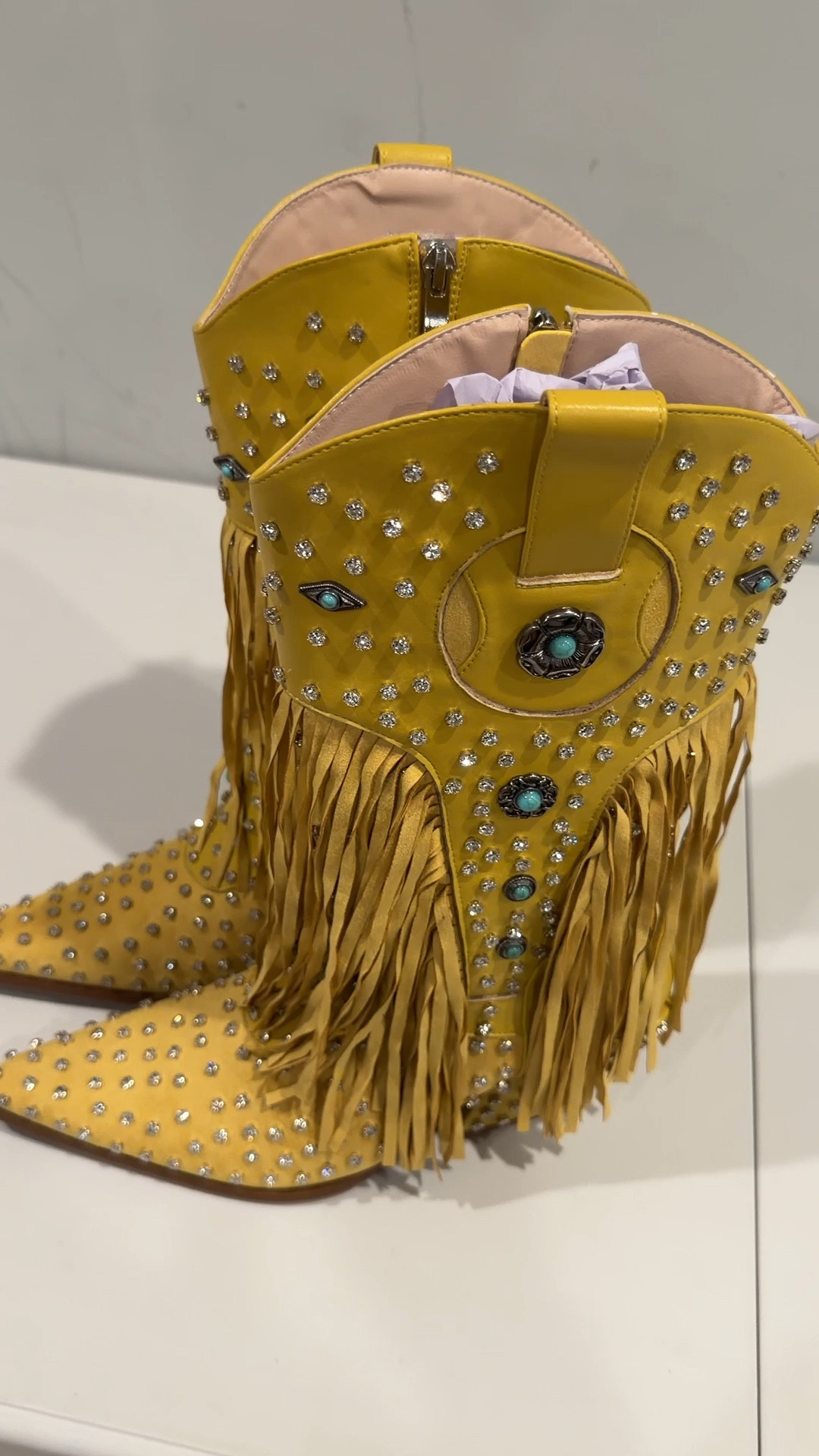 These boots are so FAB! They are perfect for music festival season! #boots #western

#LTKootd #LTKFestival