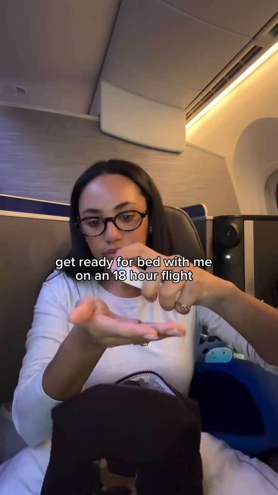 wondering how these heartless curls are going to turn out but not feeling super confident 🙃

#travel #grwm #nighttimeroutine #bedtime #nightroutine

#LTKBeauty #LTKTravel #LTKgrwm