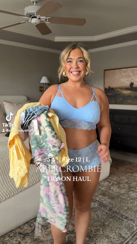 Midsize Abercrombie Haul. What I’m packing to wear in Scottsdale! I wear a size 32, curve love in all denim shorts. I’m wearing a size large and all dresses (short). I’ll tops and pants. I’m wearing a size large.


#LTKVideo #LTKfindsunder100 #LTKmidsize