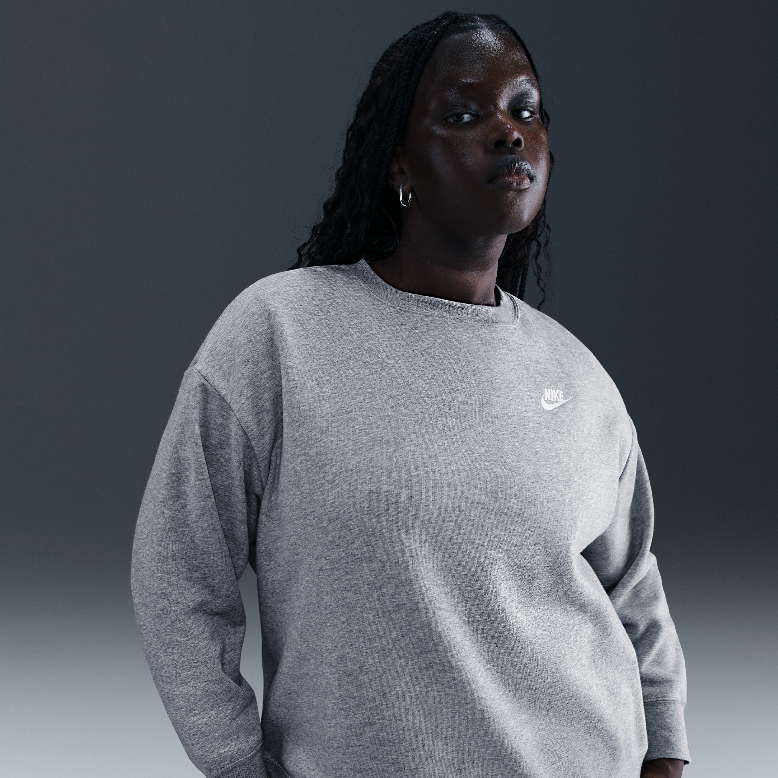 Women's Nike Sportswear Club Fleece Loose Crew-Neck Sweatshirt (Plus Size) in Grey | HV2328-063 | Nike (US)
