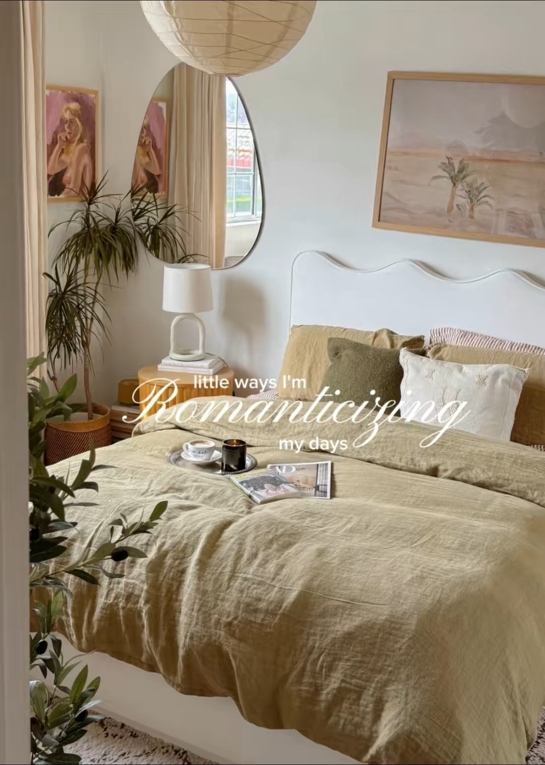 Little ways I'm romanticizing my days lately because it's all about the little things 🌟 
 
 
 
 
#romanticizeyourlife #colorfulhome #apartmentdecor #comfortcreator 