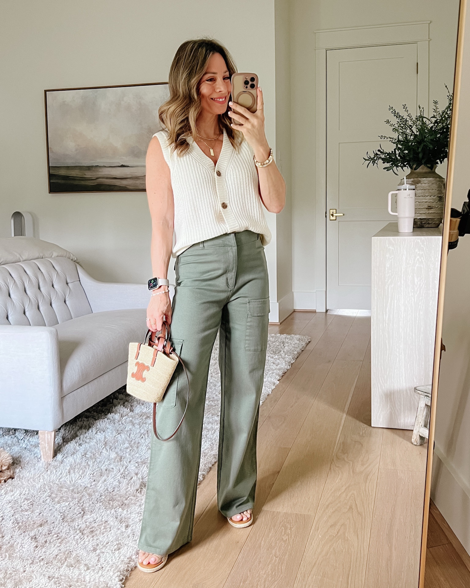Loving these Quince cargo pants, they’re so versatile for spring 

Top Fit: I’m wearing an XS

Jeans Fit: I’m wearing a 0

#LTKmomlife #LTKPetite #LTKgrwm
