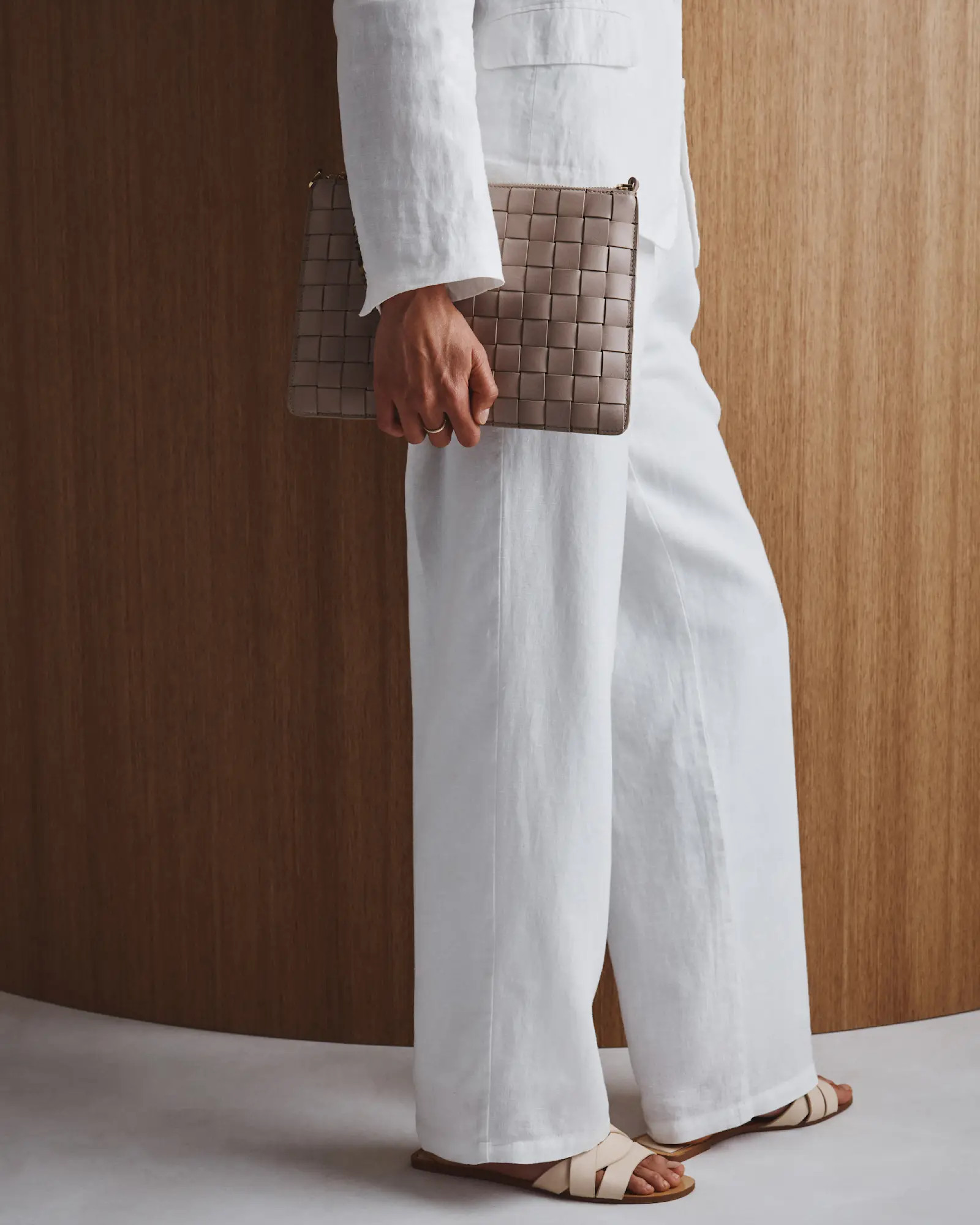 100% European Linen Pleated Trouser | Quince