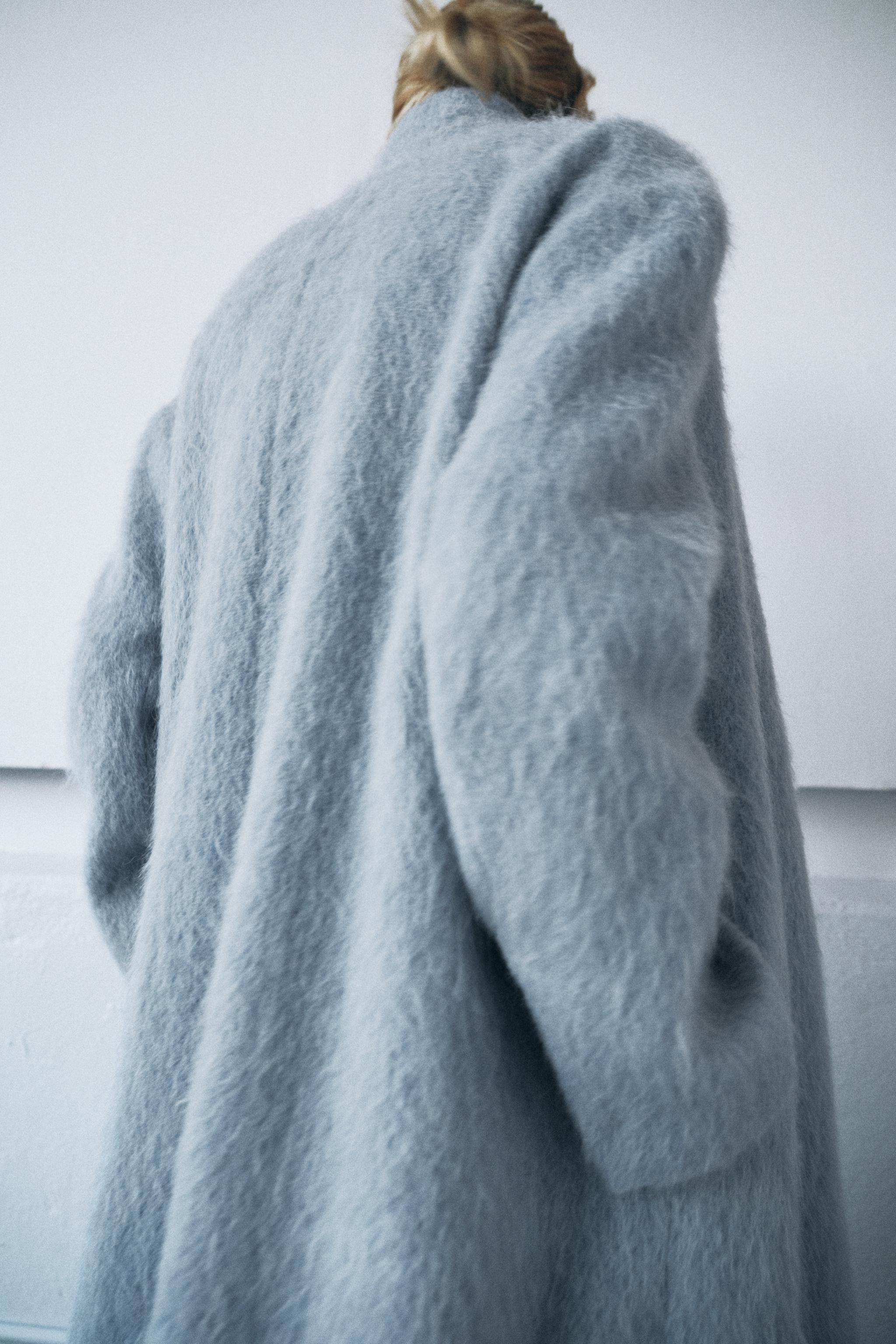 GERADE GESCHNITTENER MANTEL AUS WOLLE ZW COLLECTION | Zara DE