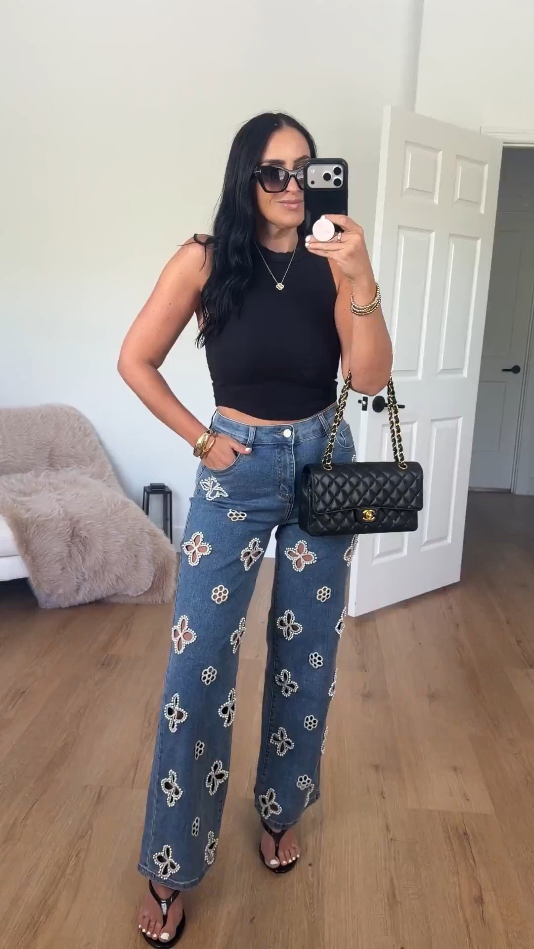 Viral jeans now on sale. Vitamin a black daybreak essentials crop tank wearing size small The noli shop Kaia pearl high rise jeans wearing size 27