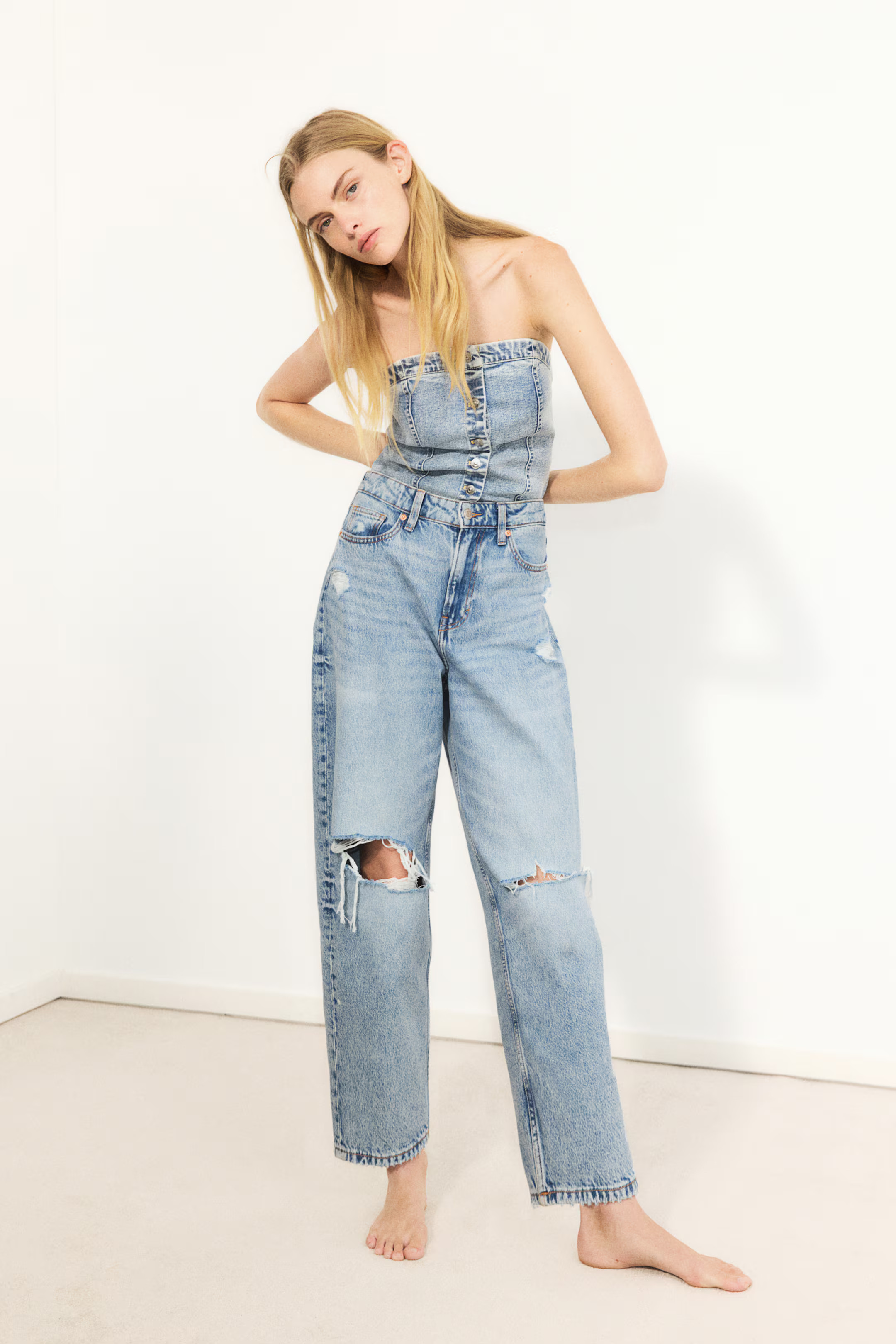 High Rise Barrel Leg Jeans - Light denim blue - Ladies | H&M US | H&M (US + CA)