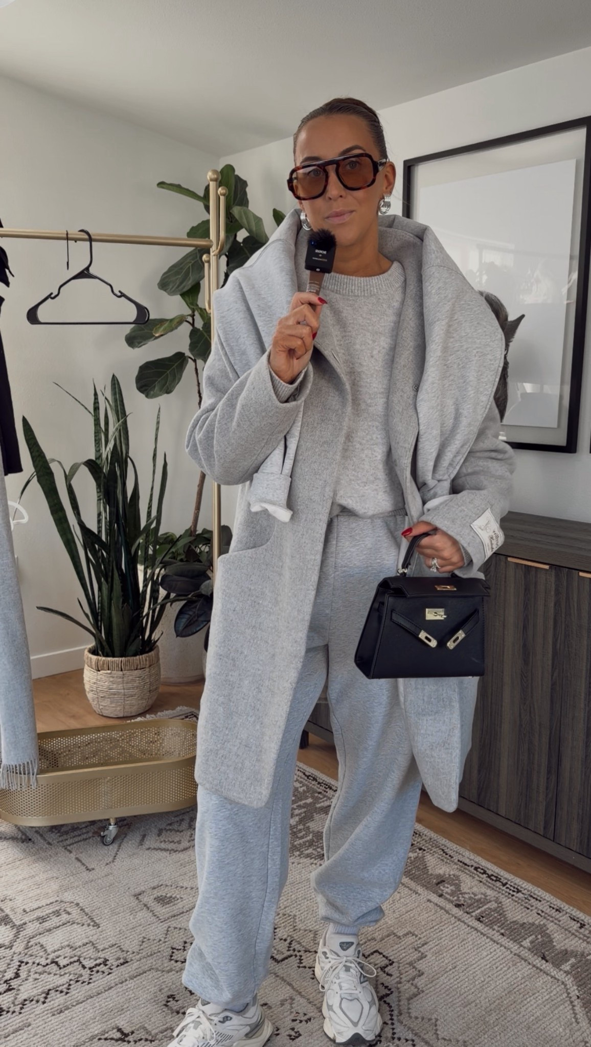 same sweatsuit, just a new formula! 

Sweater: M
Sweatshirt/sweatpants: M
Coat: M 



#LTKootd #LTKgrwm #LTKTravel
