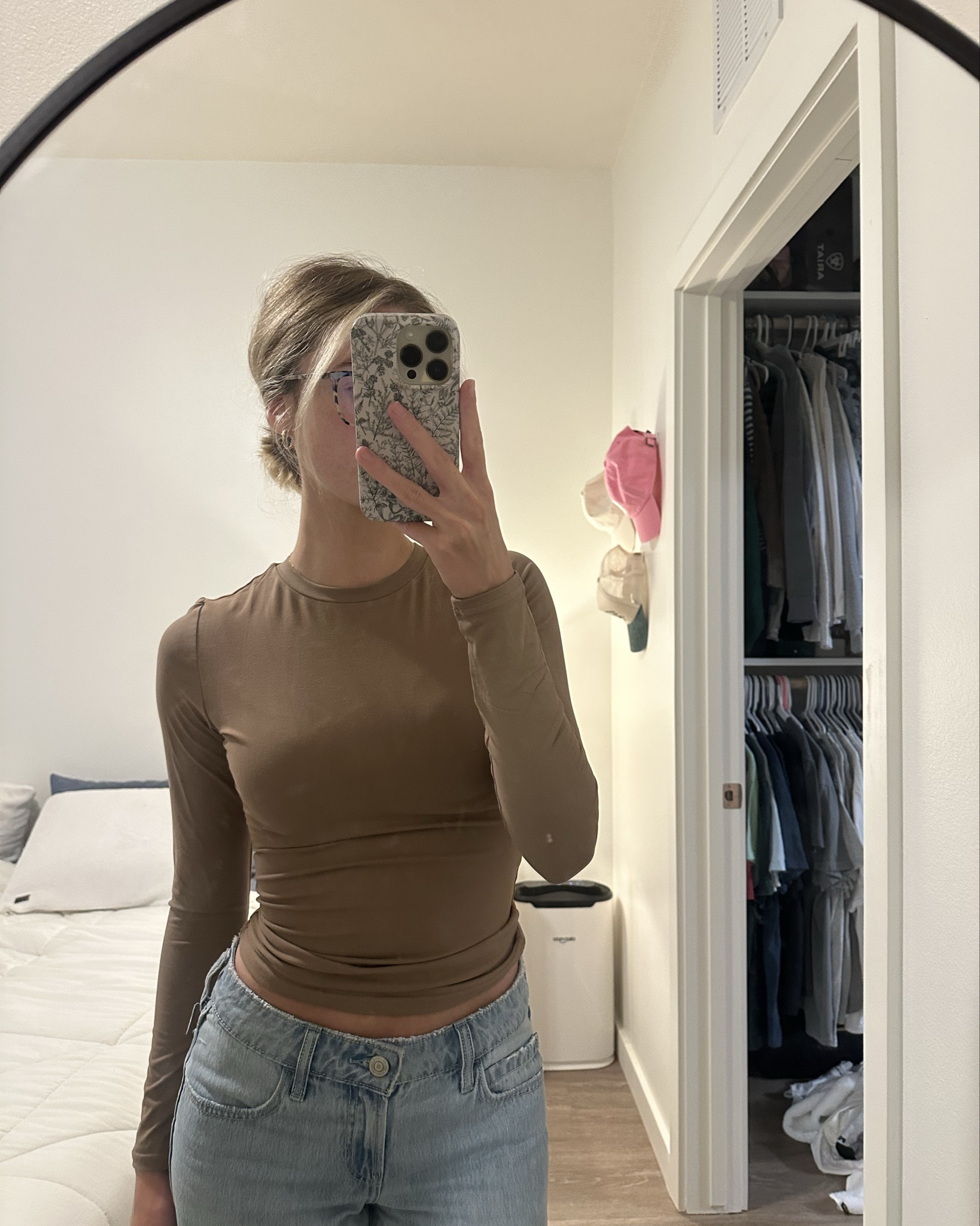 Super soft long sleeves… perfect staple💁🏼‍♀️