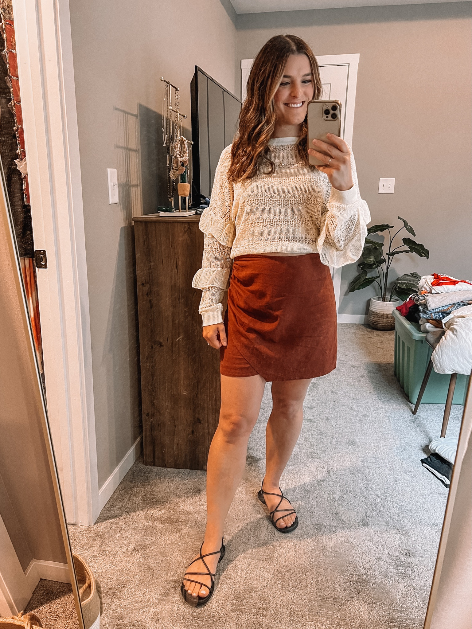 Linked similar items

Summer outfits, skort, mini skirt, linen skort, date night outfits, girls night outfit 

#LTKSummerSales #LTKFindsUnder50 #LTKSeasonal