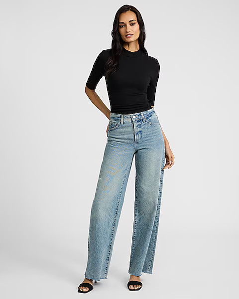 Ribbed Mock Neck Elbow Sleeve Tee | Express