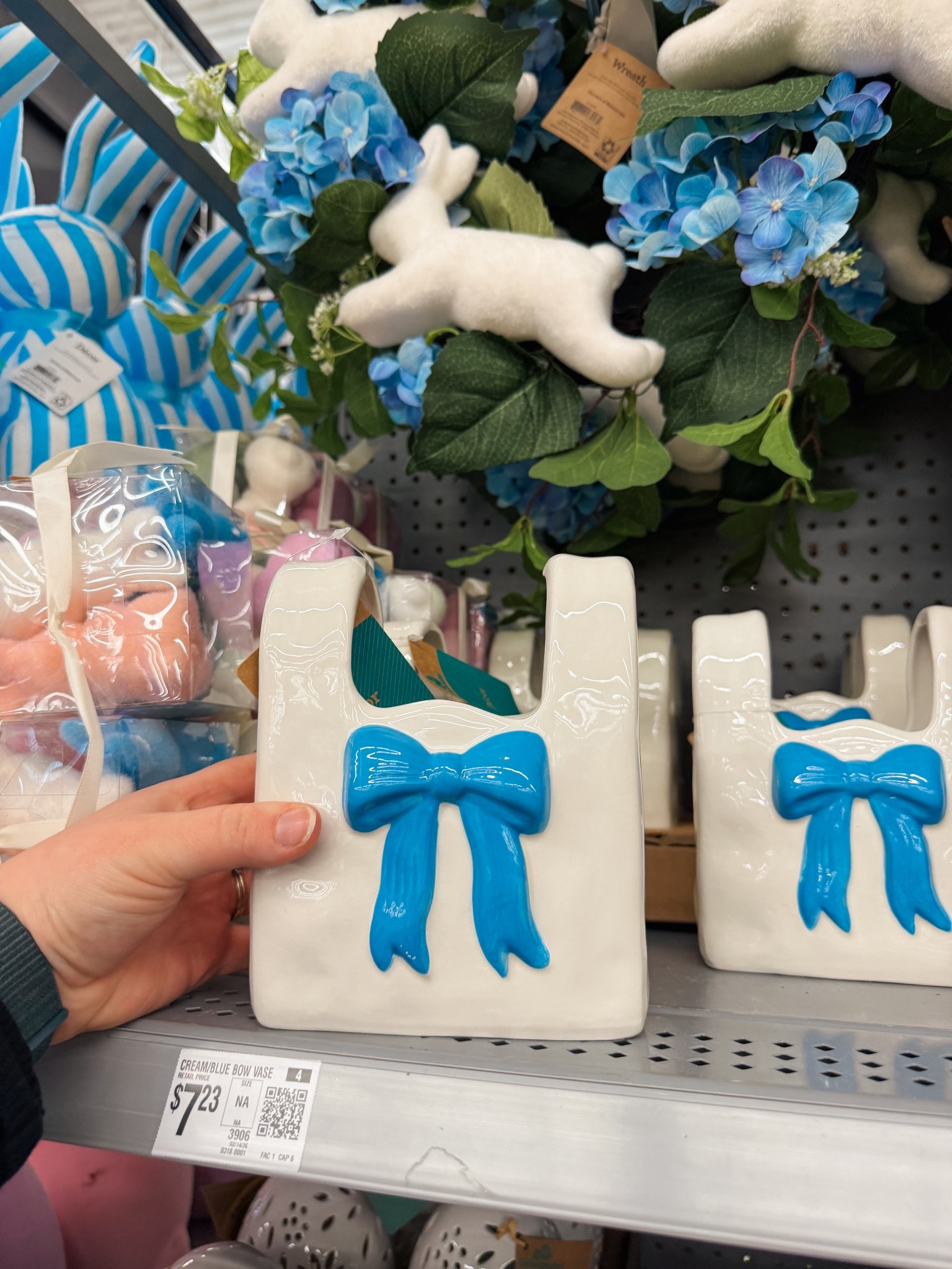 Easter table decor 🩵

#LTKSeasonal #LTKhome #LTKsalealert