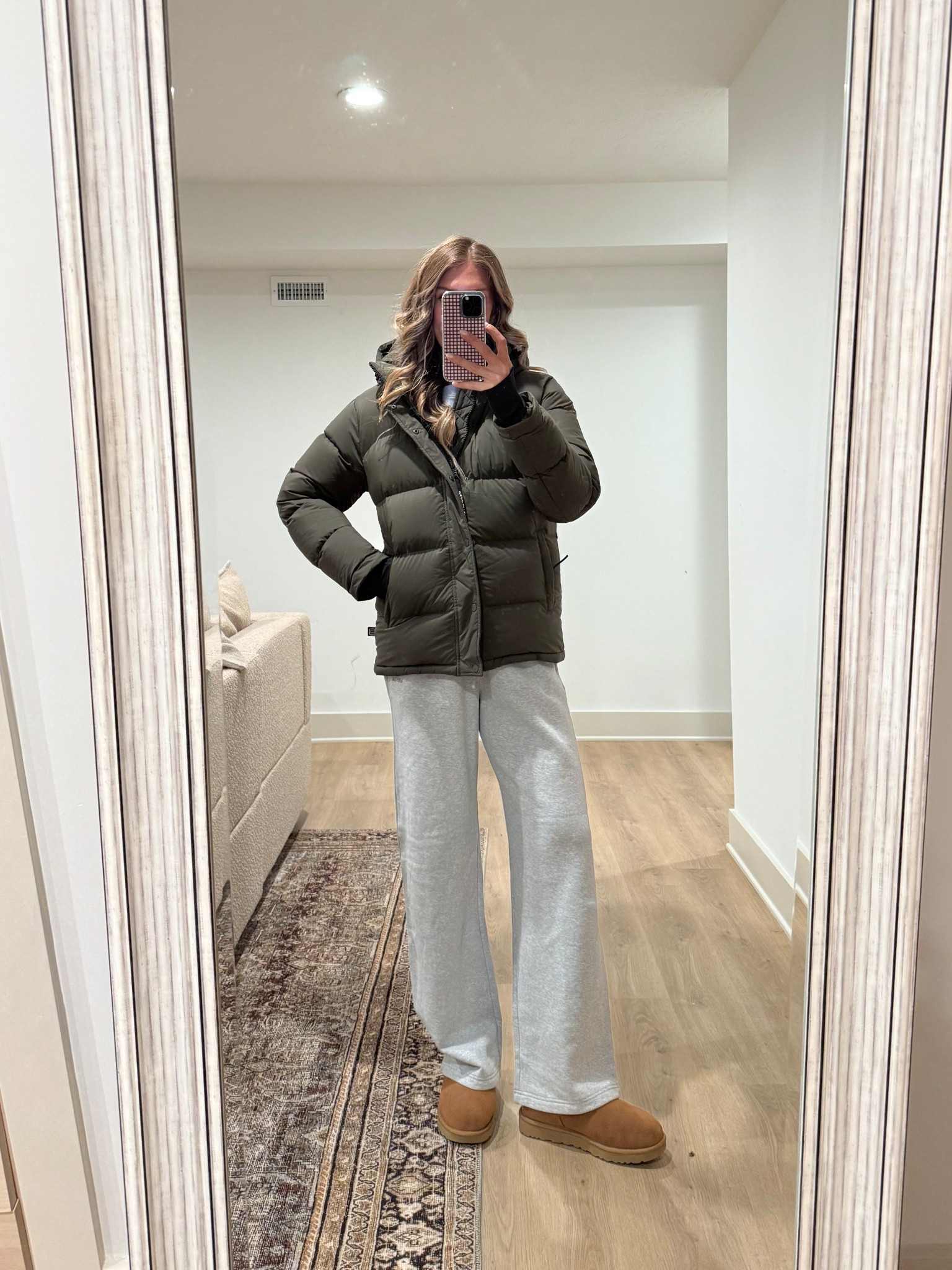 Aritzia super puff coats! Run tts but I  size up to medium to layer thicker sweaters underneath. This coat is worth the hype and I’ve had my first super puff for 3 years now! It’s super warm but also not heavy and bulky! Tall girl friendly too! Linked other length options below under “similar"

BASE UNDERNEATH: wearing medium in sweatshirt and medium TALL in lounge pants! Tall and + petite sizes! 

Winter coats, puffer coats, outdoors wear 

 #LTKSeasonal 

#LTKTall

#LTKTall