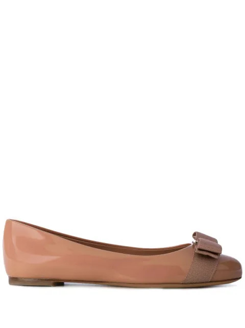 Salvatore Ferragamo Vara Ballerinas - Farfetch | Farfetch (CA)