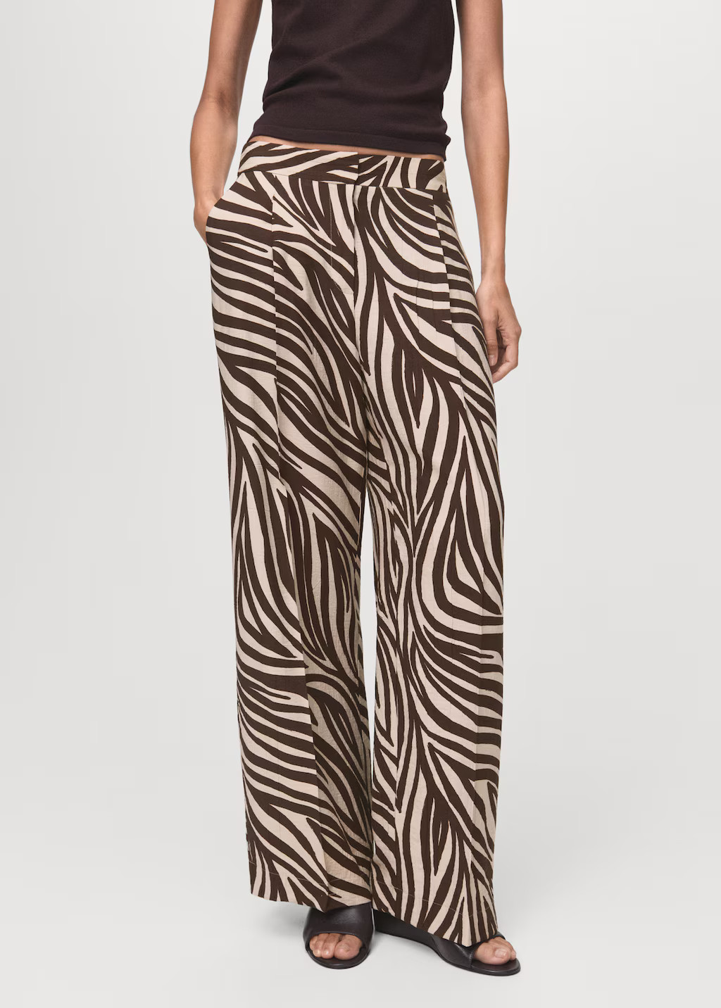 Straight-leg zebra-print pleated pants - Women | MANGO USA | Mango (US/MX/AU)