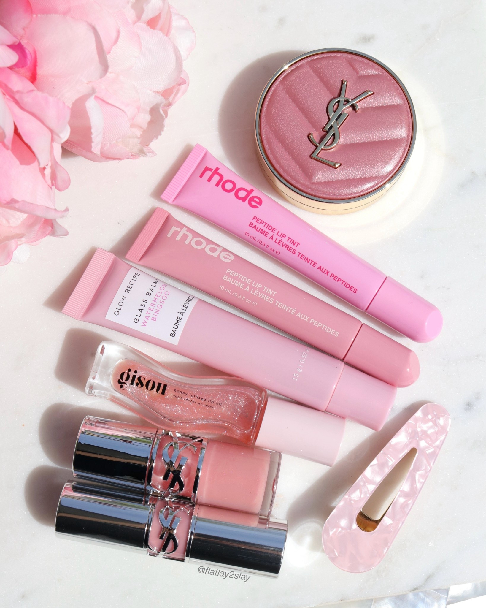 Pretty pink girly essentials 🌸🎀🌷💗 my absolute favourite lip products 👌🏻🥰

@yslbeauty make me blush in 44, loveshine lipstick in 44 and loveshine lip oil in 02
@gisou honey infused lip oil in watermelon sugar
@glowrecipe glass balm in watermelon bingsoo
@rhode peptide lip tint in jelly bean and ribbon

*some are pr samples/gifted

#pinkaesthetics #girlyaesthetic #prettymakeup #makeupcollection #yslbeauty 

girly pretty makeup, lip product favorites, pretty pink makeup, luxury makeup, aesthetic vanity makeup, trending makeup, pink lip oil, pink lip balm, pink lip gloss, pink lip tint, gisou, ysl beauty, rhode, glow recipe, ysl powder blush, ysl make me blush, 

#LTKBeauty