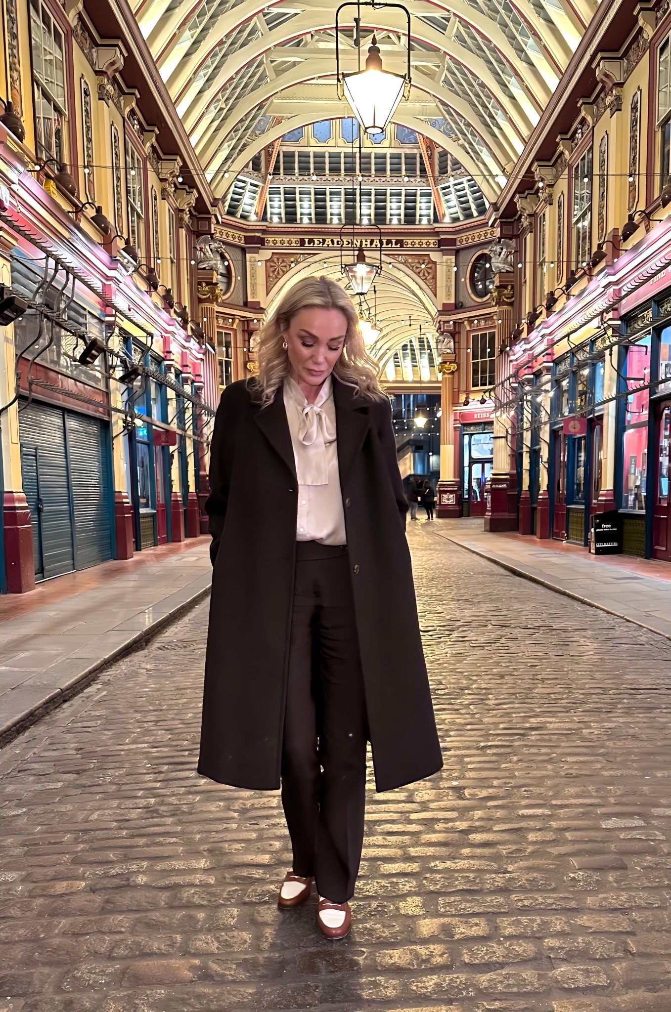 Brown and beige! Coat is Iris Fashion. Silk shirt is from Danish Line Markvardsen 

#LTKstyletip #LTKuk #LTKeurope