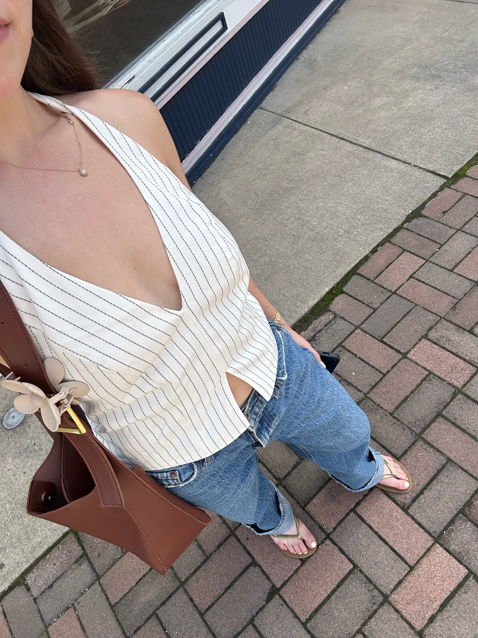 Summer is around the corner and I LOVE ITTT 🤭🤭 outfit all Abercrombie, shoes Havaianas from Amazon, bag from Tik Tok shop!

#LTKFindsUnder50 #LTKPetite