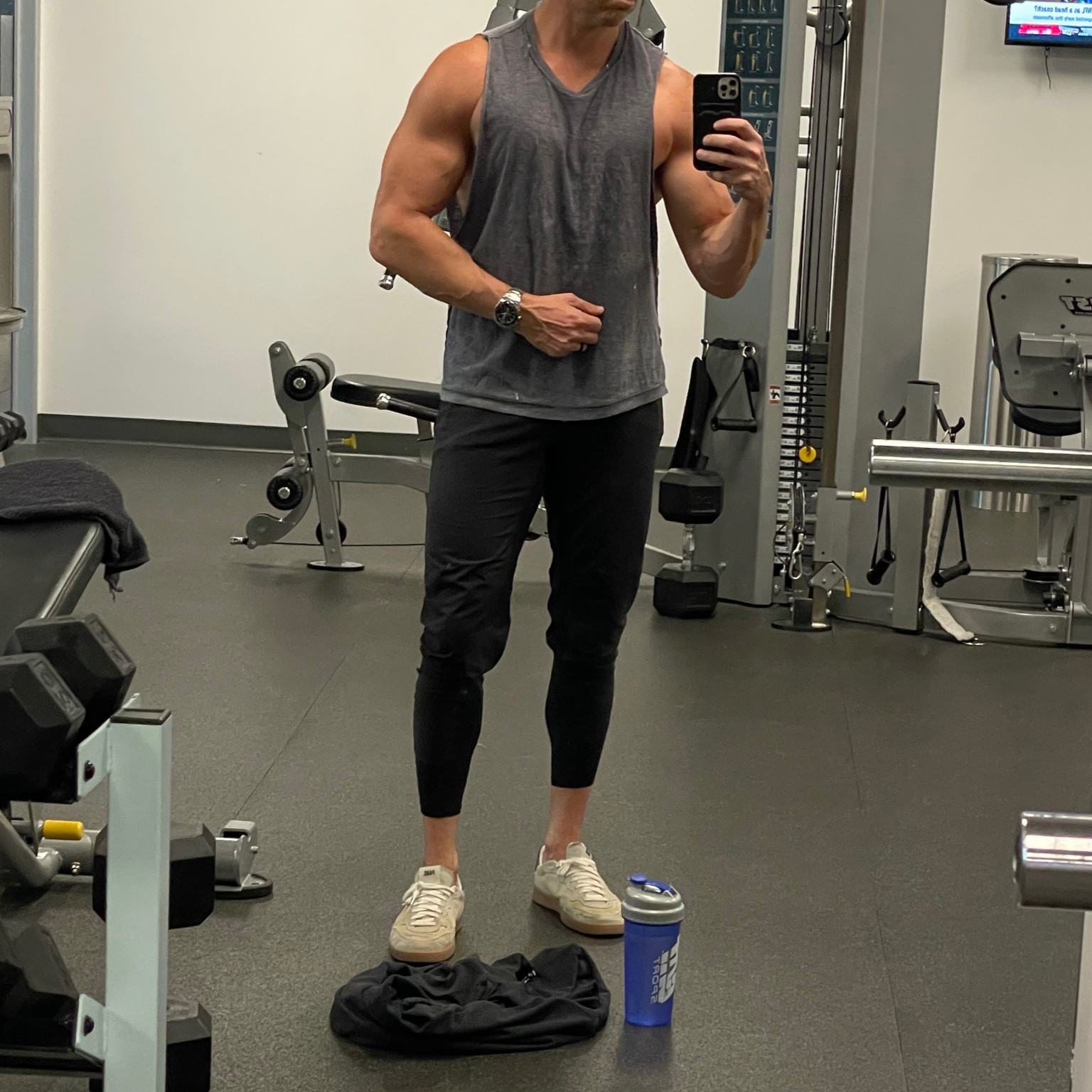 Lululemon workout pants in office gym.

#LTKfitness #LTKmens #LTKtravel