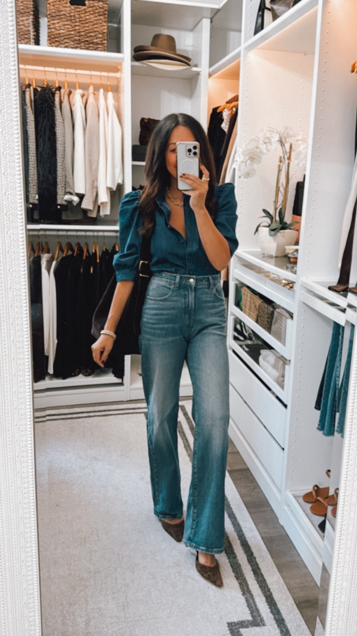 Top and jeans part of the Madewell sale! 30% off sitewide🎉
Fit TTS 

#LTKOver40 #LTKSaleAlert