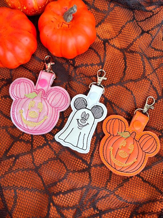 Pumpkin Mickey / Ghost Mickey Keychain - Etsy | Etsy (US)