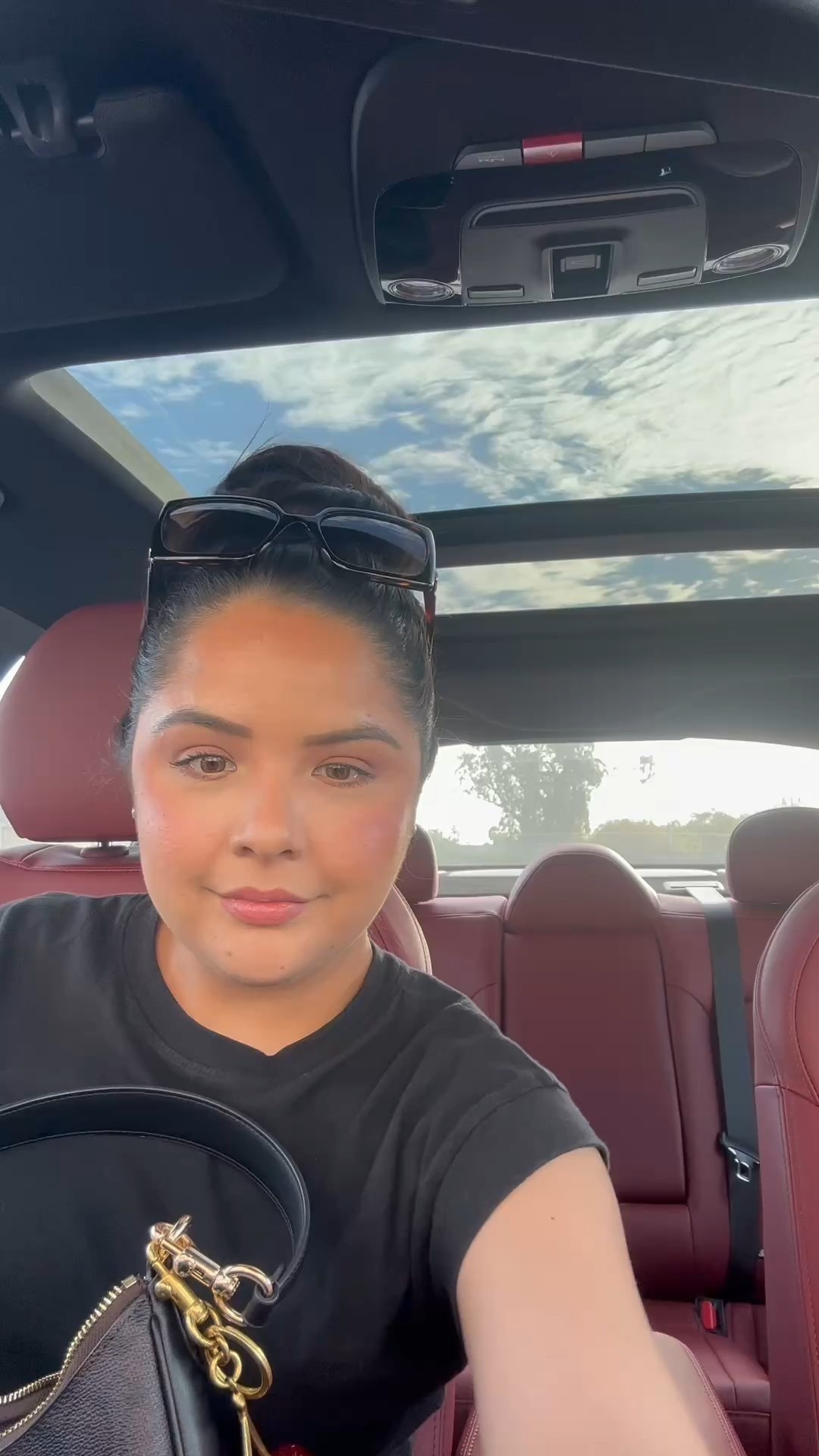 Coach Outlet handbag review 👜 Great for anyone who is always on the go or just loves handbags like me 😊

#LTKWatchNow #LTKItBag #LTKStyleTip