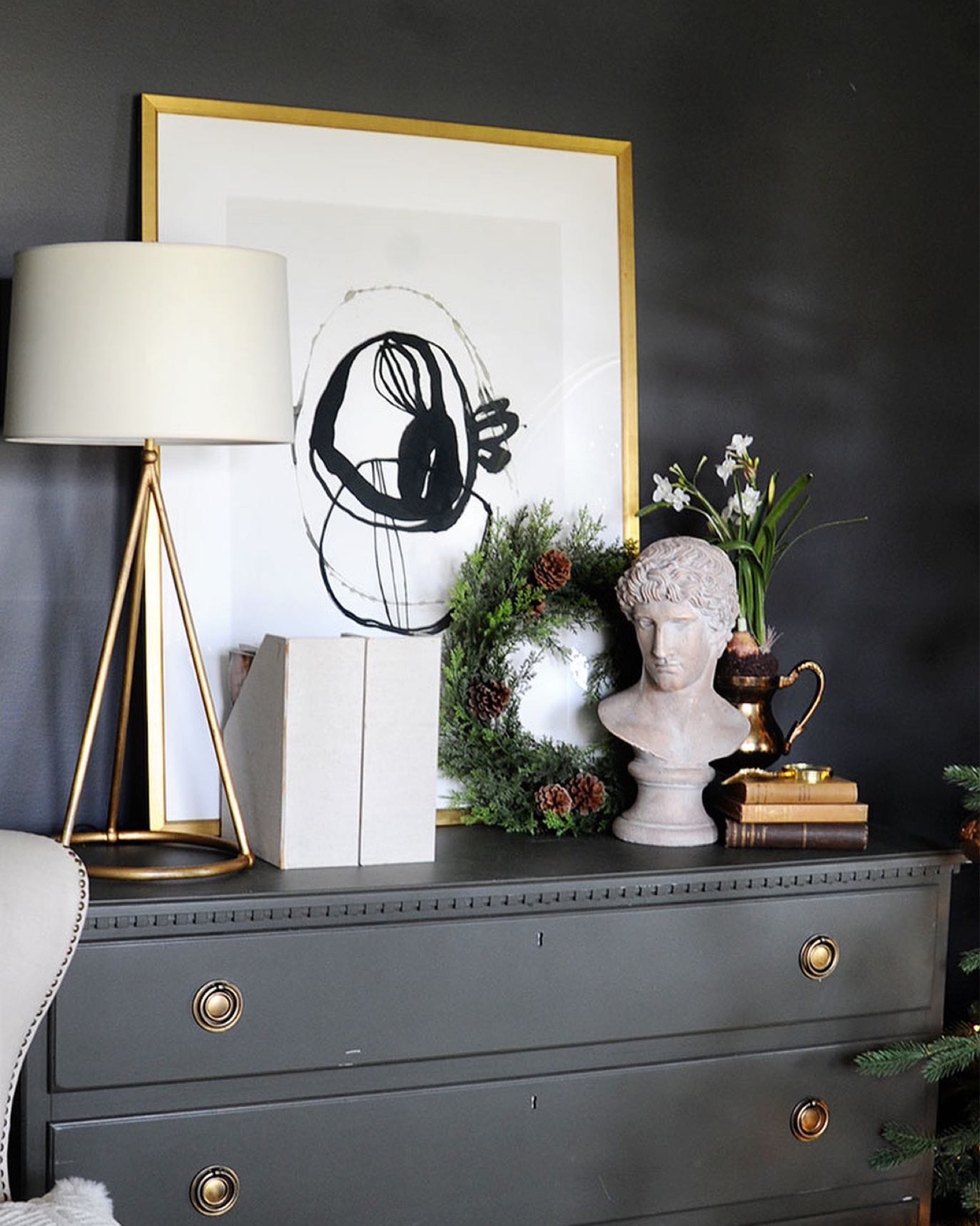 Simple Christmas vignette...

#LTKhome #LTKHoliday #LTKSeasonal