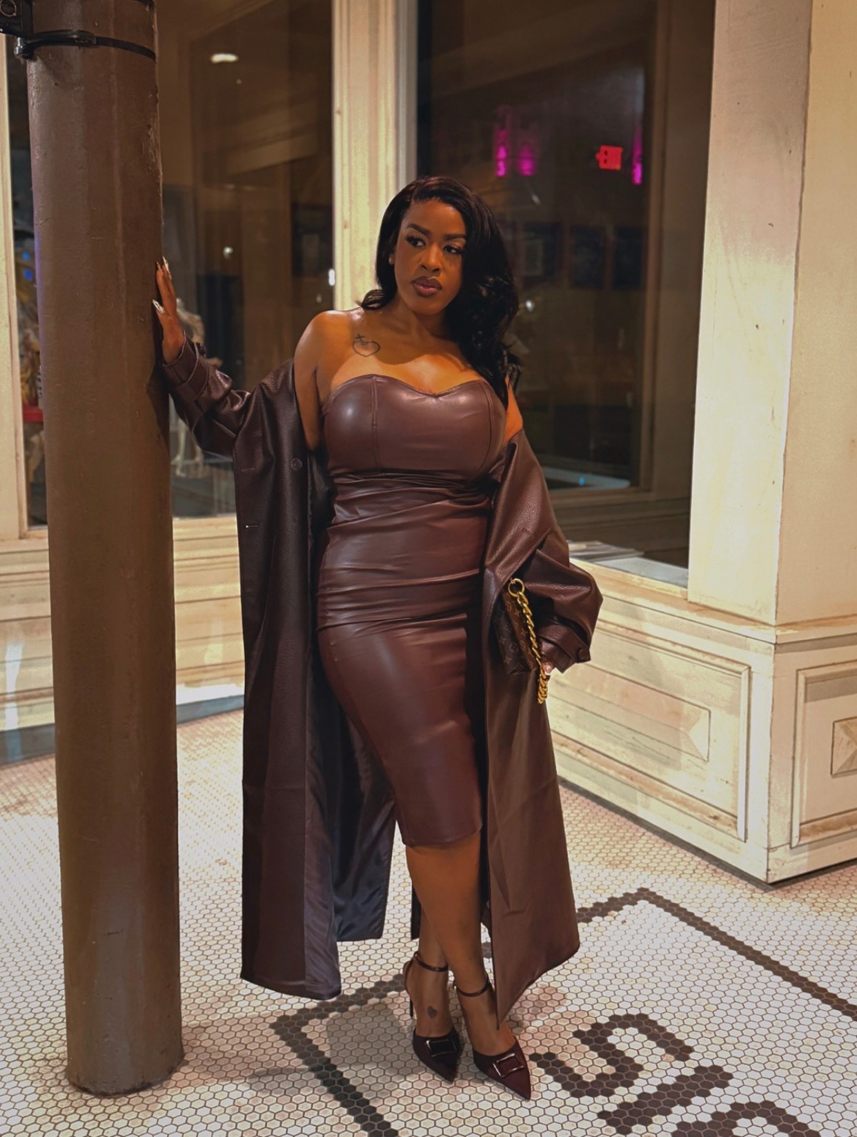 Had to squeeze this look in before the weather changes and I love how it turned out! 🤎

Everything is from SHEIN!

Jacket- Large
Dress- Medium (slight stretch)


#LTKgrwm #LTKootd #LTKMidsize