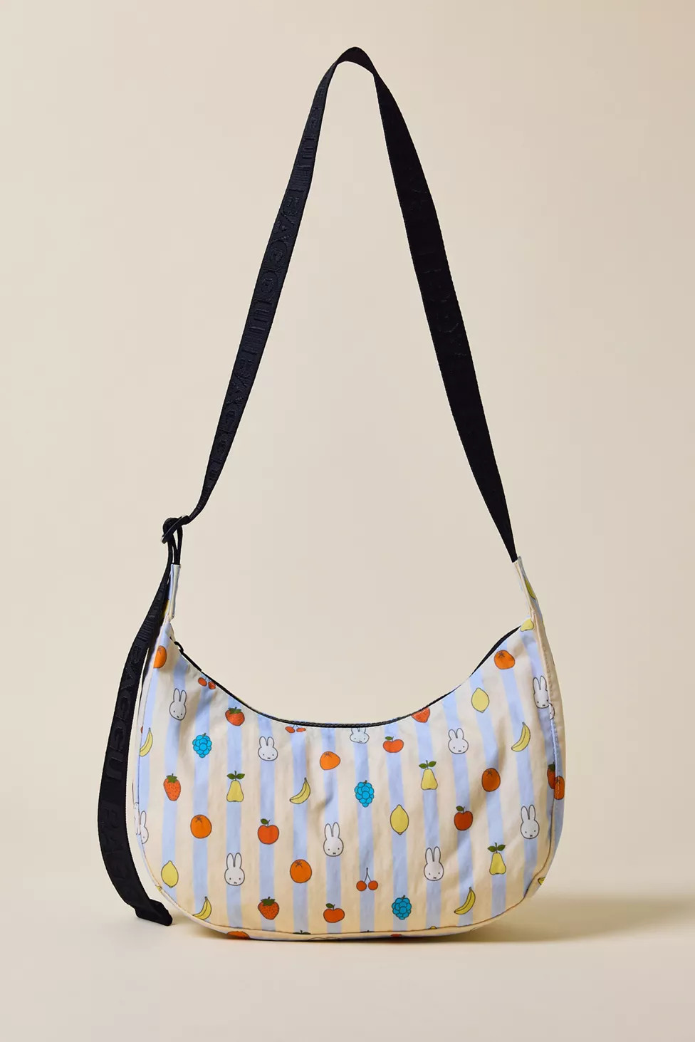 BAGGU Medium Nylon Crescent Bag | Urban Outfitters (US and RoW)