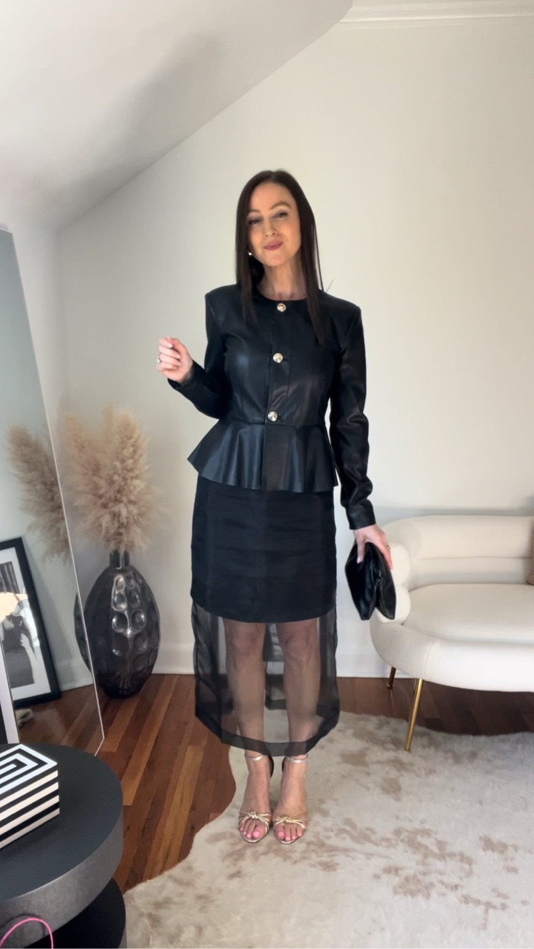 Such a sleek and fashion forward look!