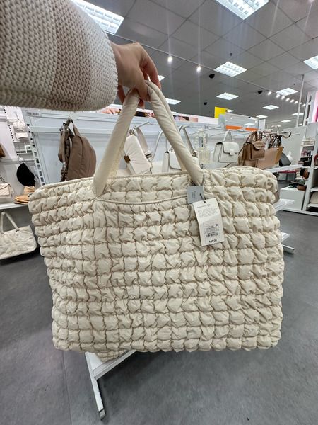 Found the cutest weekender bag @target
Details are linked below 



Vacation Outfit

#LTKtravel #LTKU #LTKswim