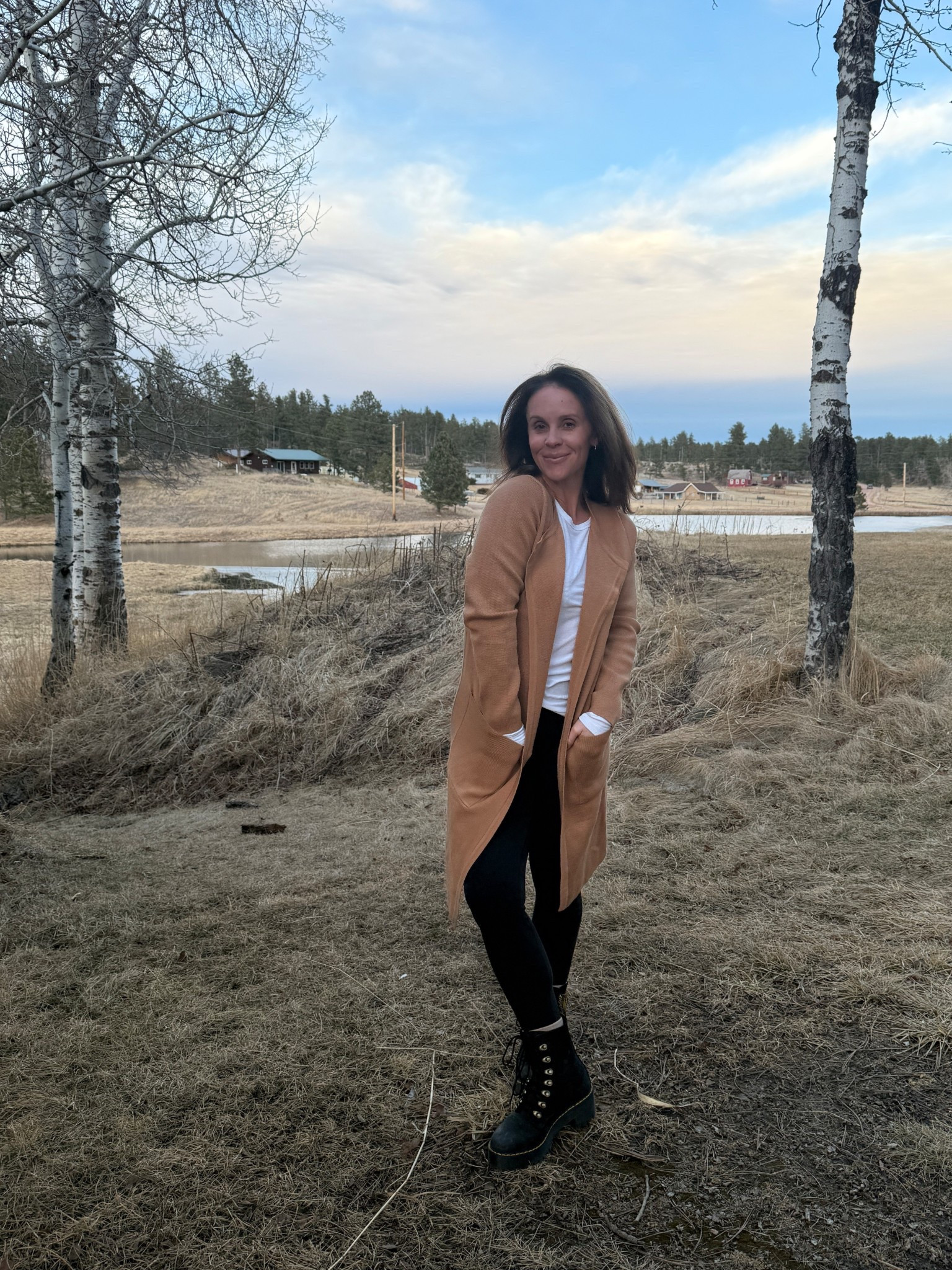 this cardigan is everything!!! And it comes in all different colors on Amazon!!

#LTKPetite #LTKmomlife #LTKgrwm