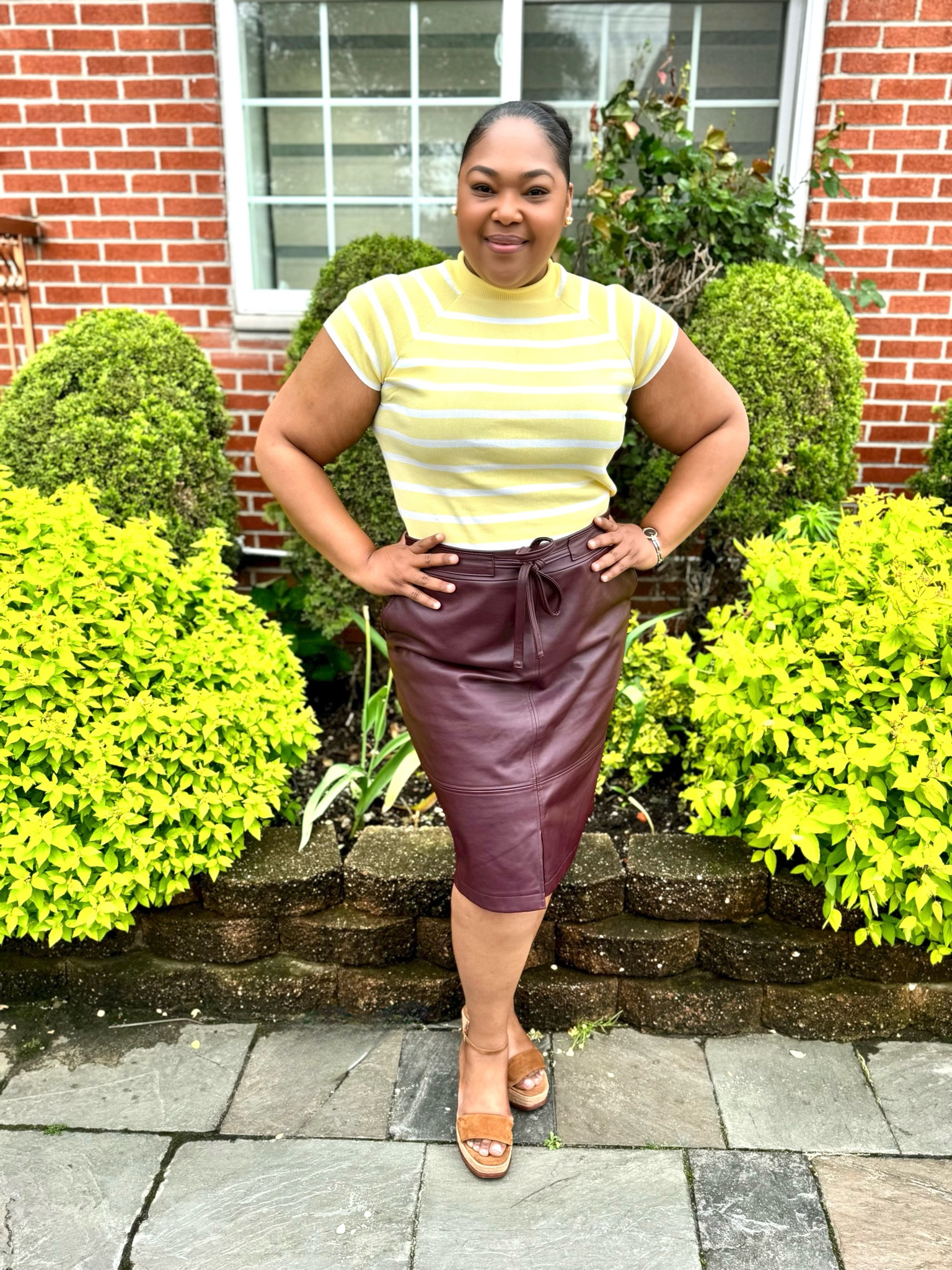 This look is real simple and inexpensive. 
I went to work like this. 
However it’s very versatile. You can do this look anywhere  


#LTKFindsUnder100 #LTKFindsUnder50 #LTKSaleAlert